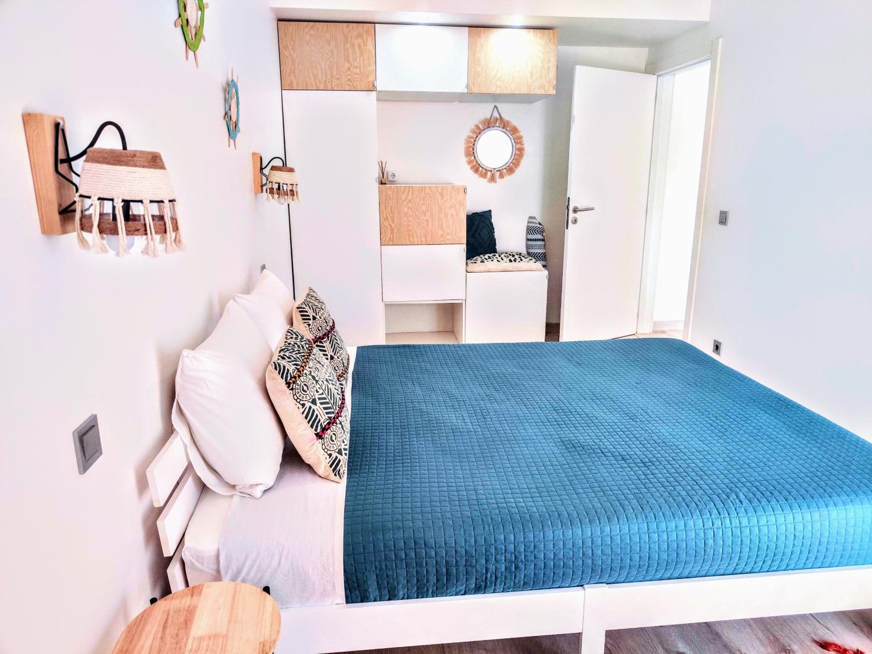 One-Bedroom Apartment photo 2