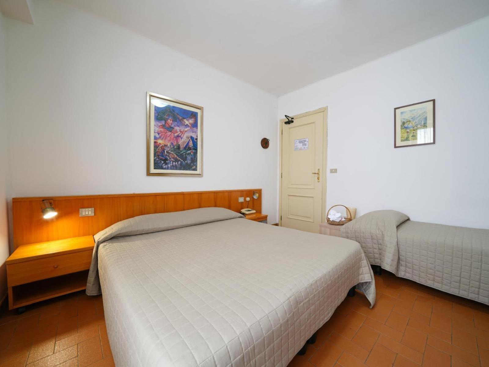 Standard Triple Room photo 1