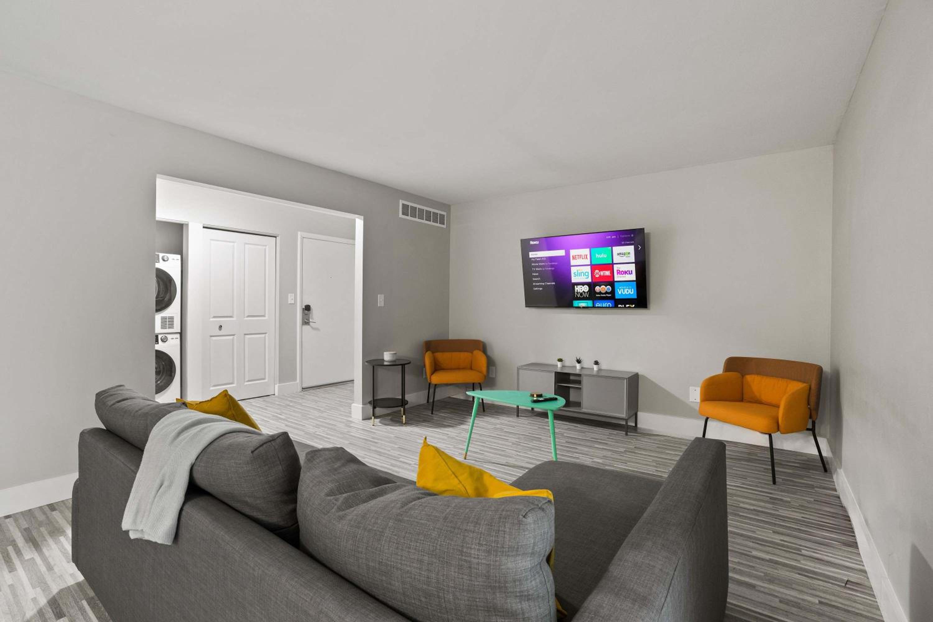 Apartment photo 1