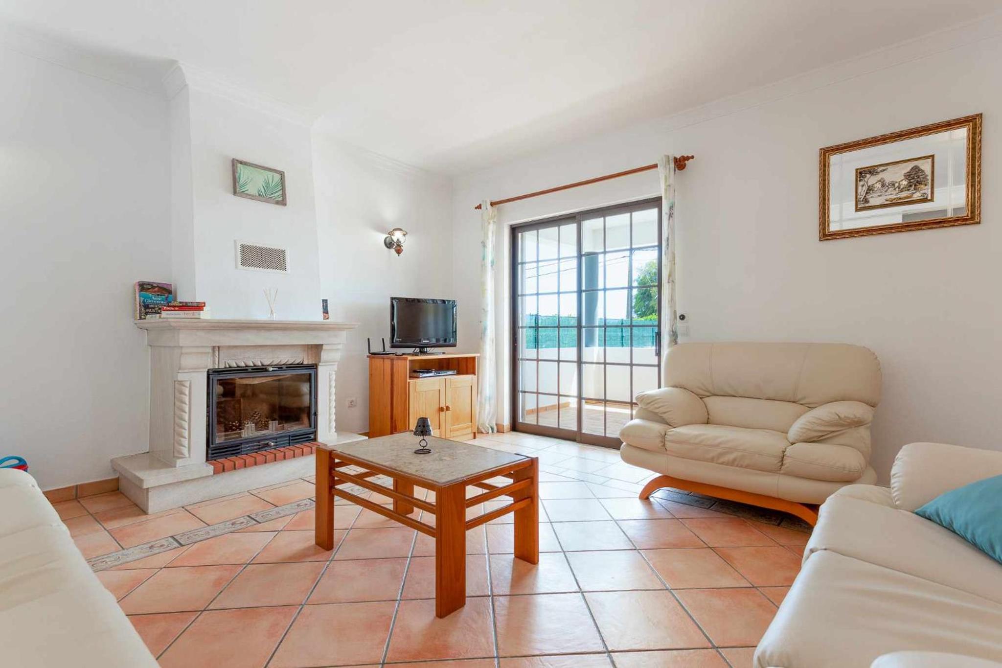 Four-Bedroom House photo 1