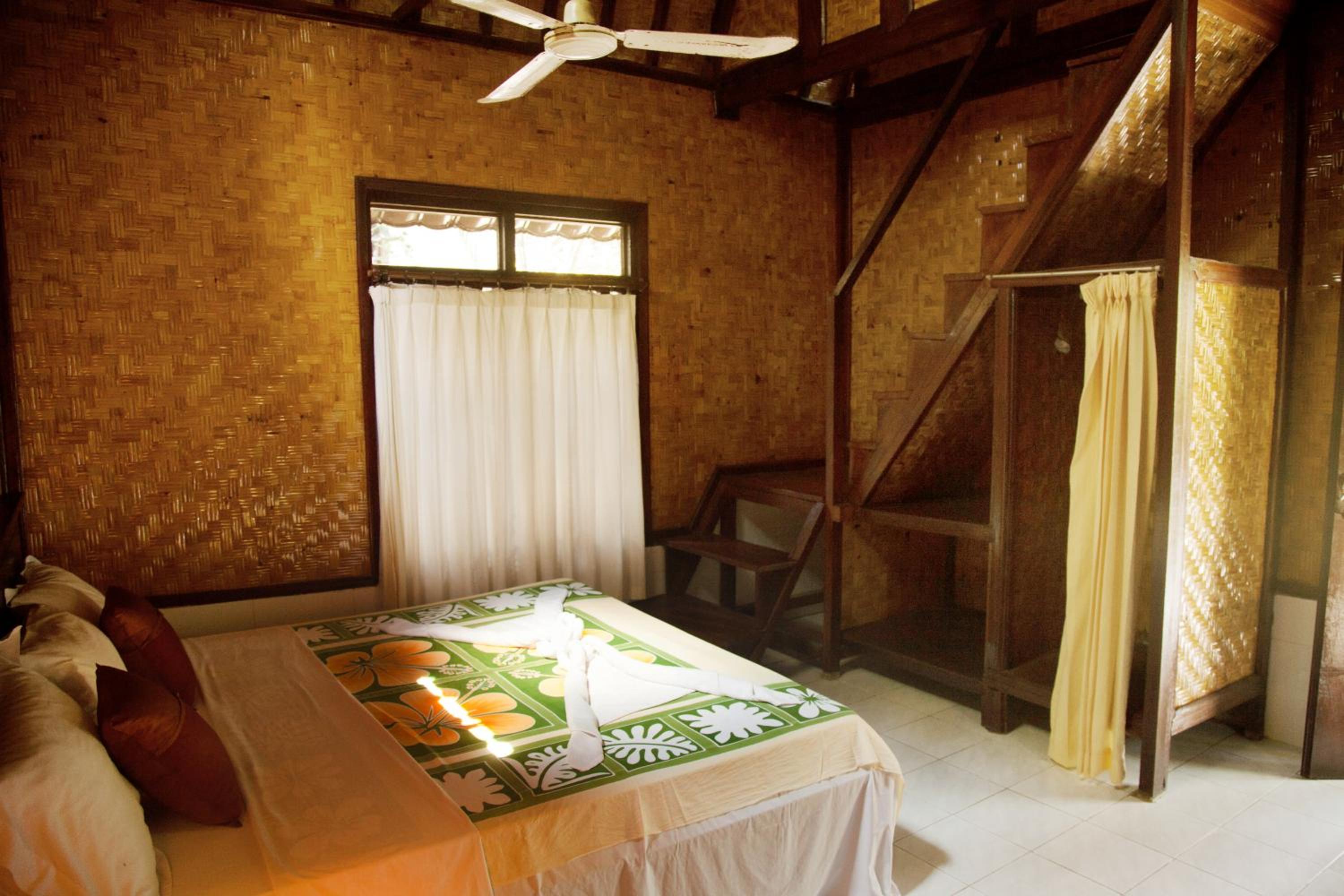 Bungalow (2 Adults) - Photo 6