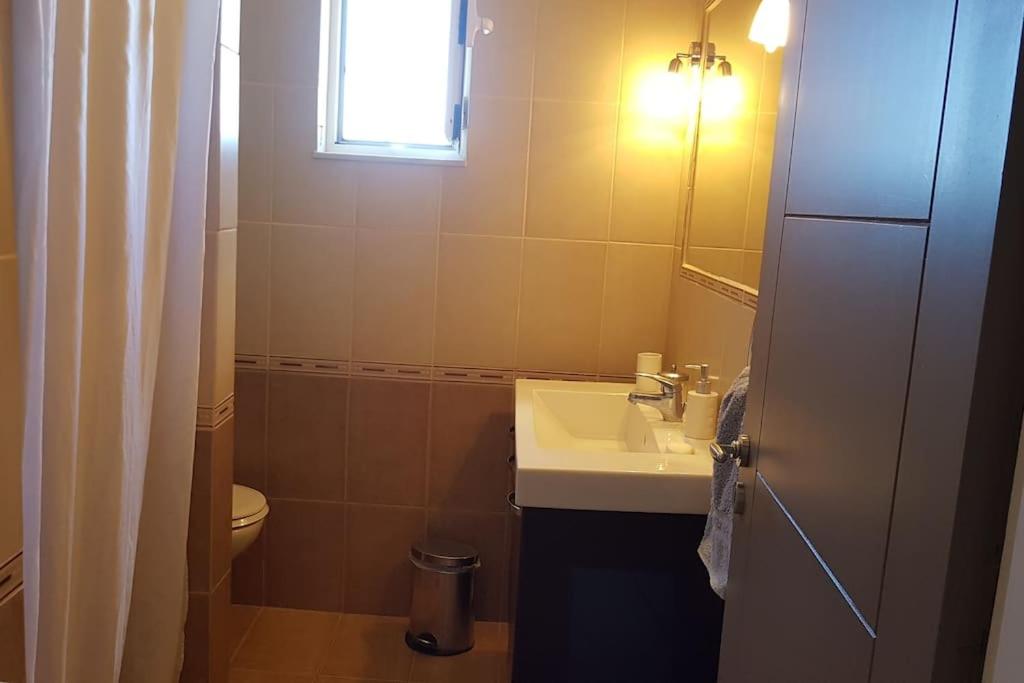 One-Bedroom House photo 2