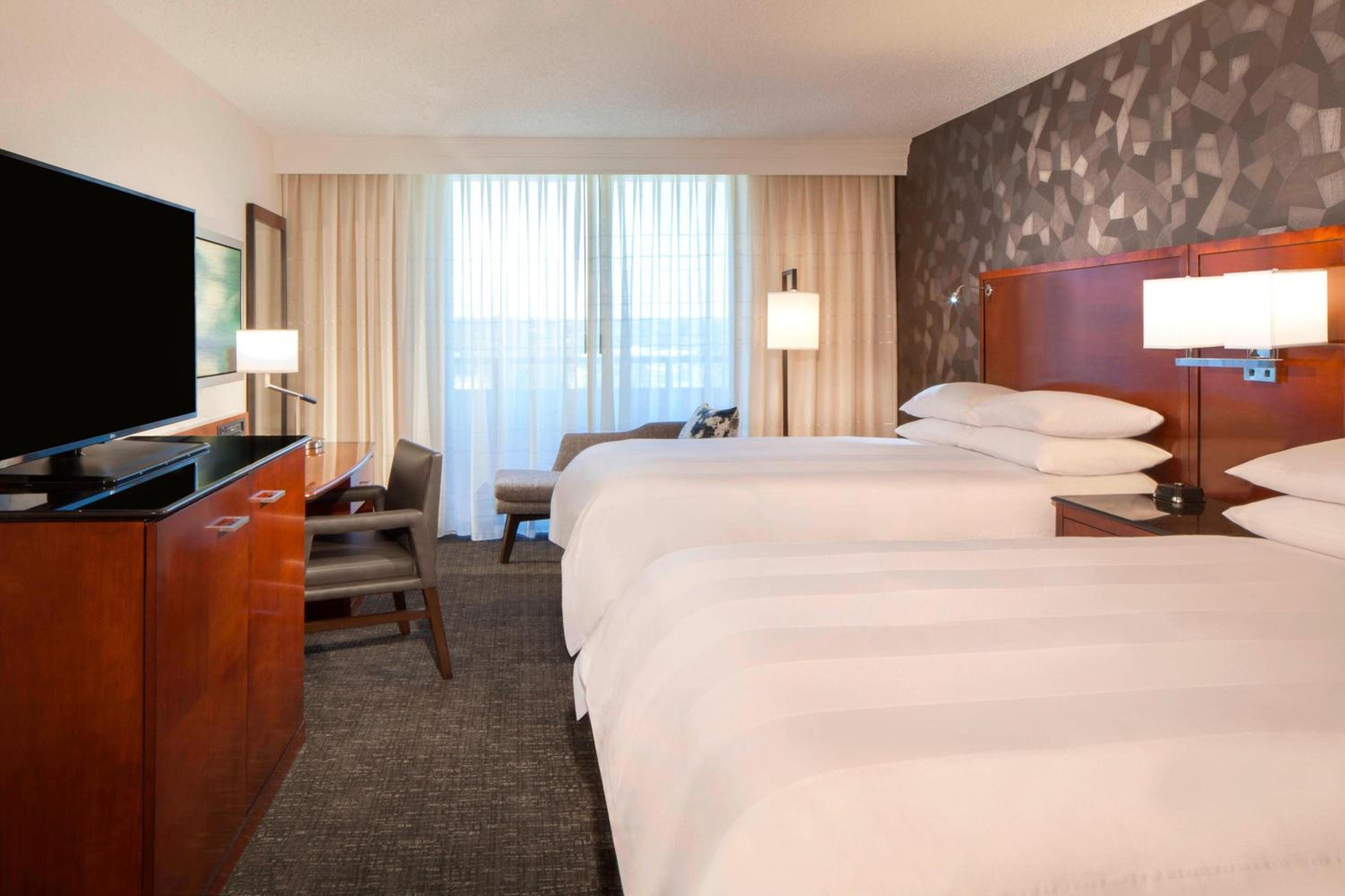 Double Room with Two Double Beds - High Floor - Photo 9