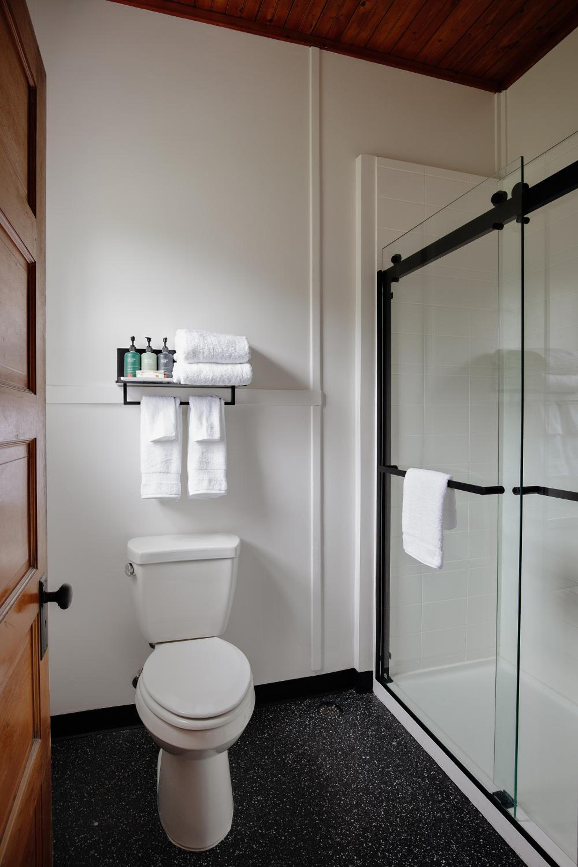 King Room - Disability Access photo 3