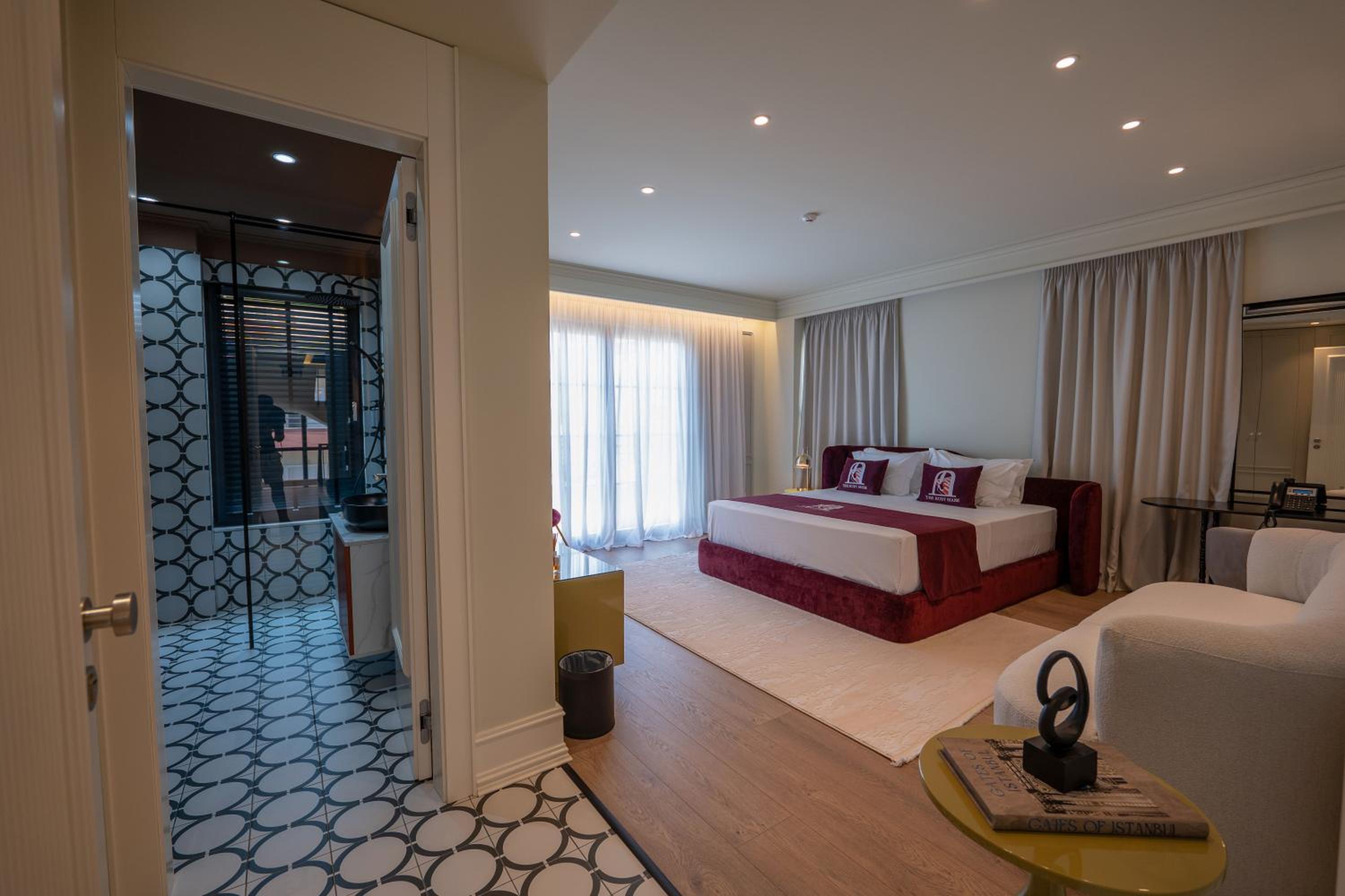 Superior Double or Twin Room photo 1