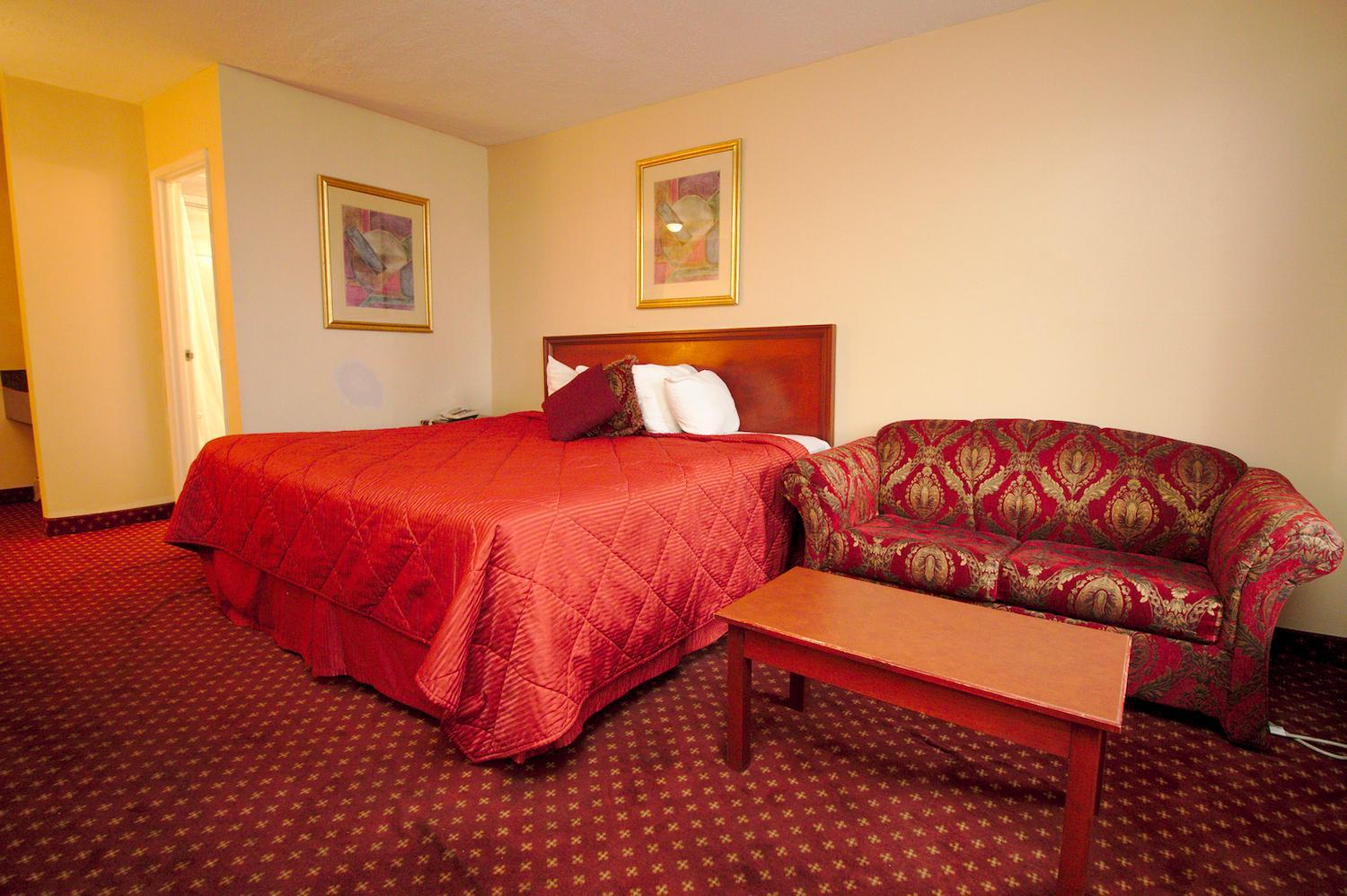 King Room with Spa Bath - Photo 4