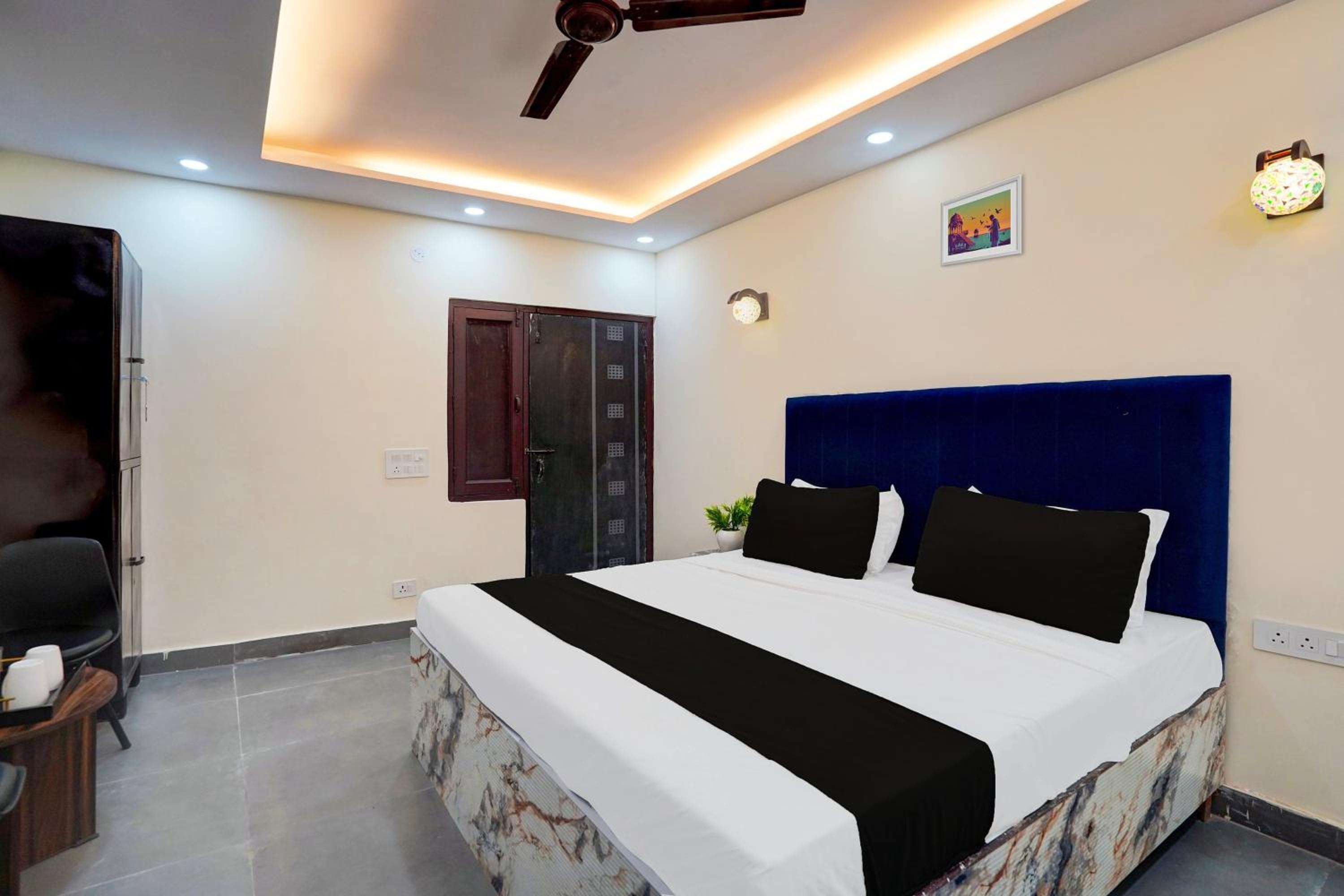 Classic Triple Room