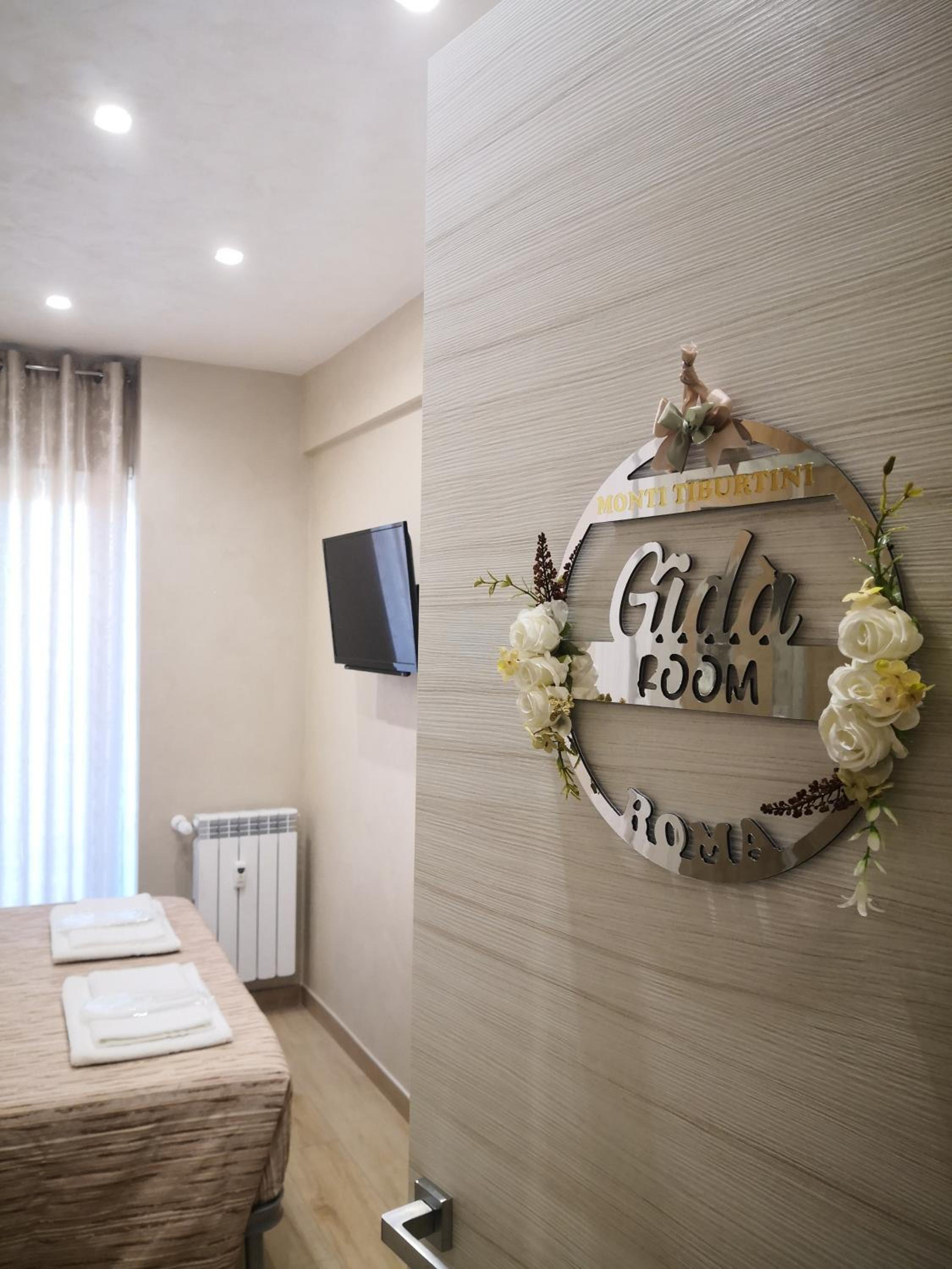 Double or Twin Room with Private Bathroom