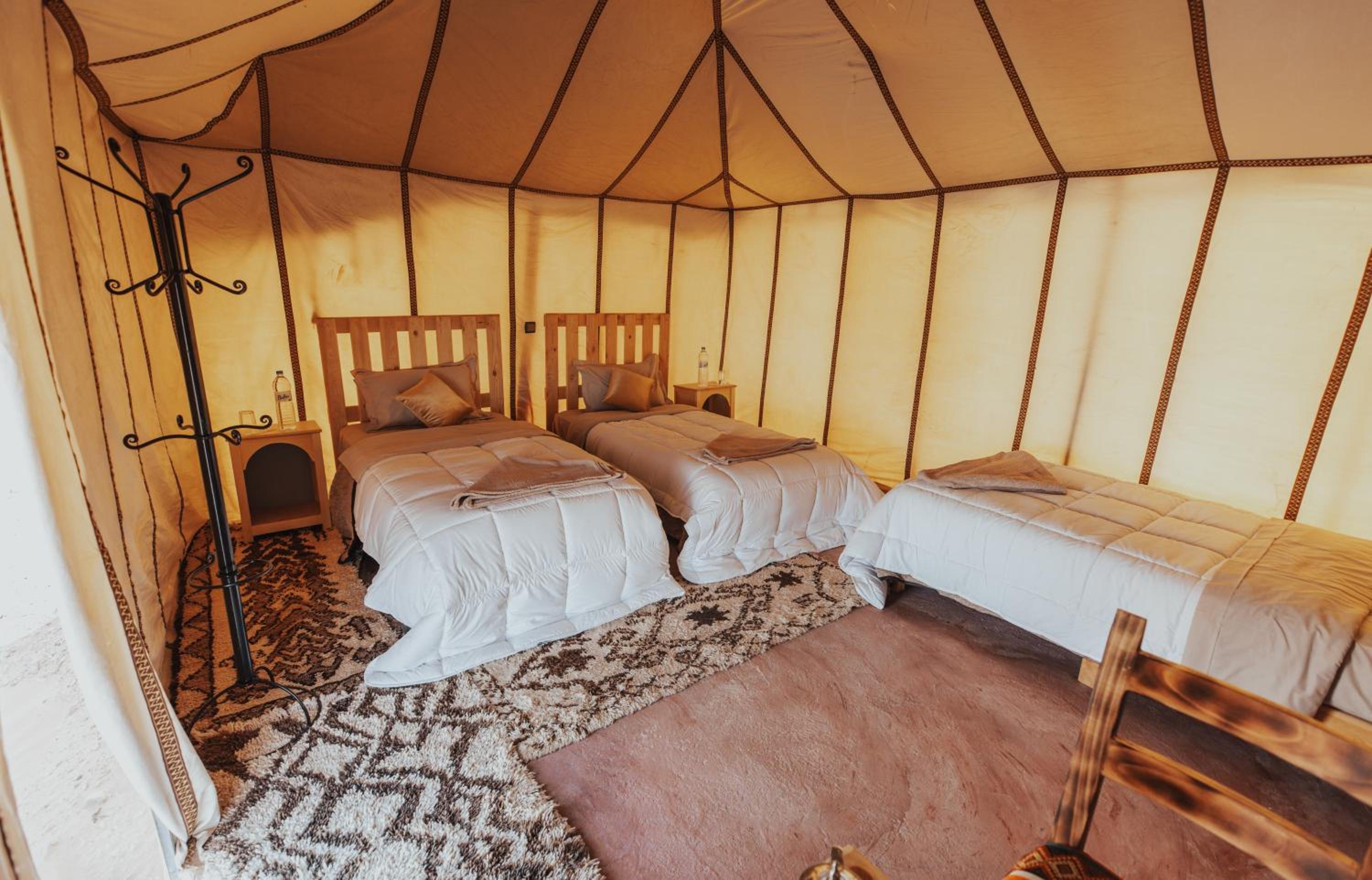Standard Twin Room photo 2