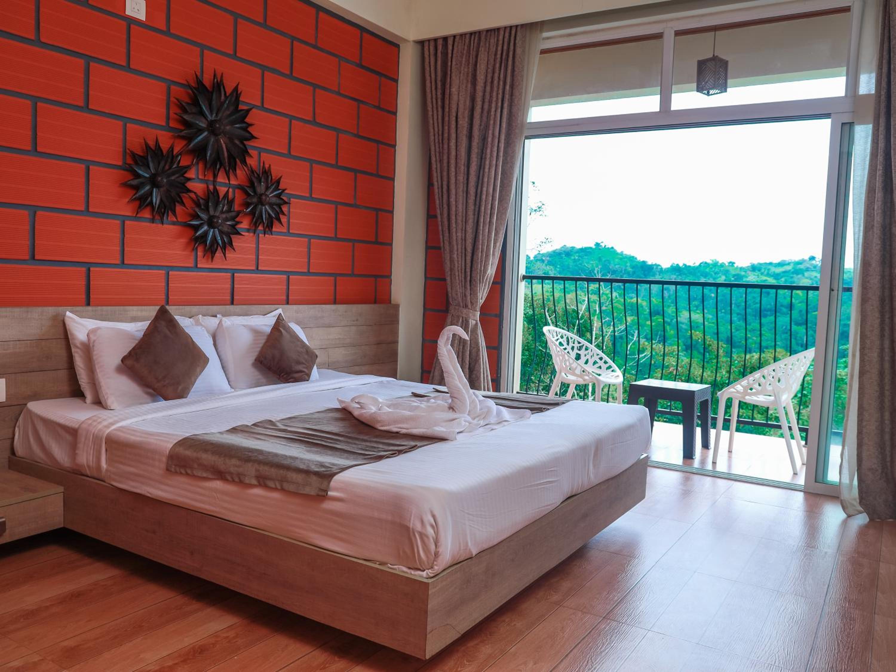Double Room with Pool View photo 3