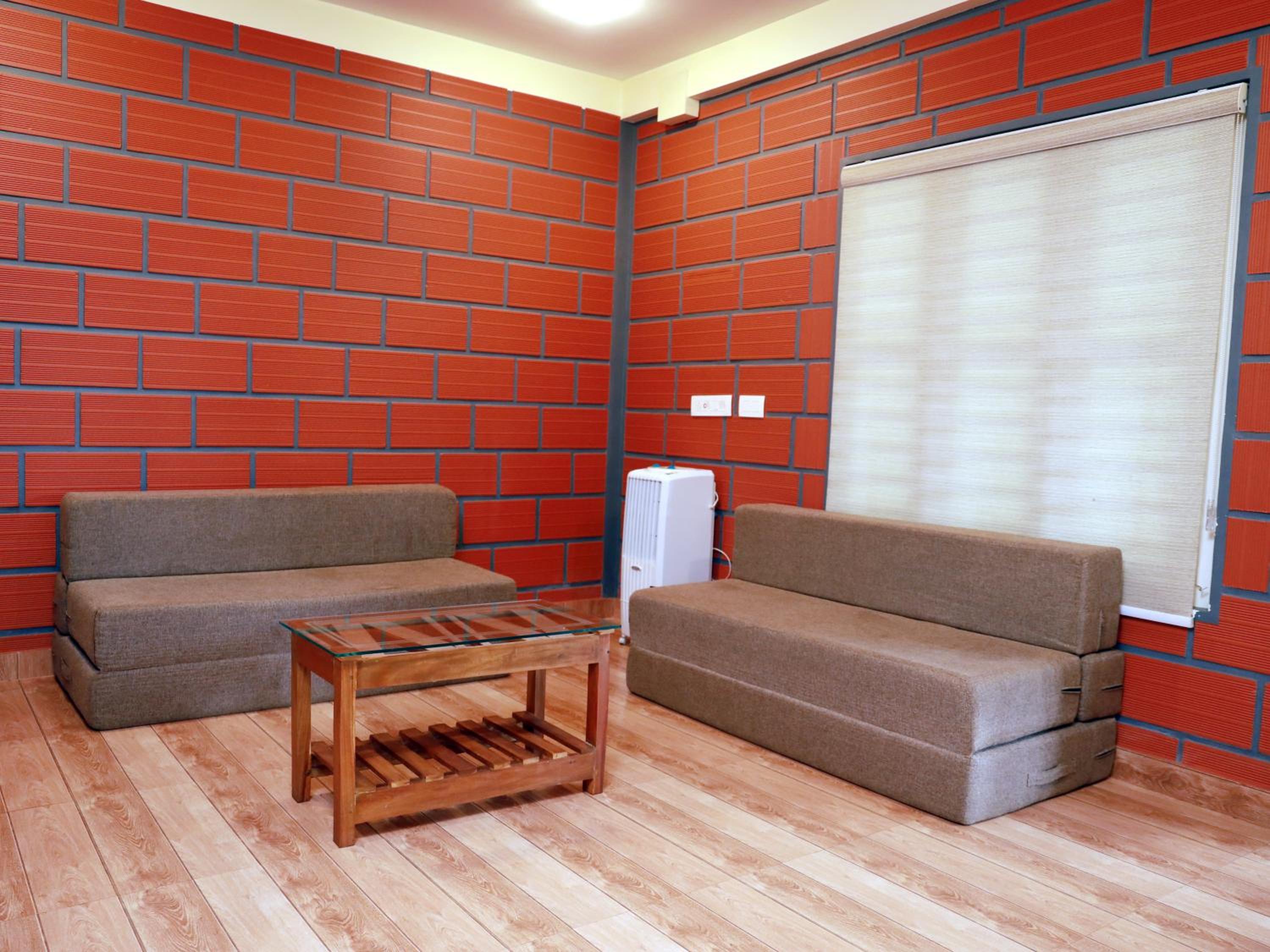 King Suite with Pool View photo 3