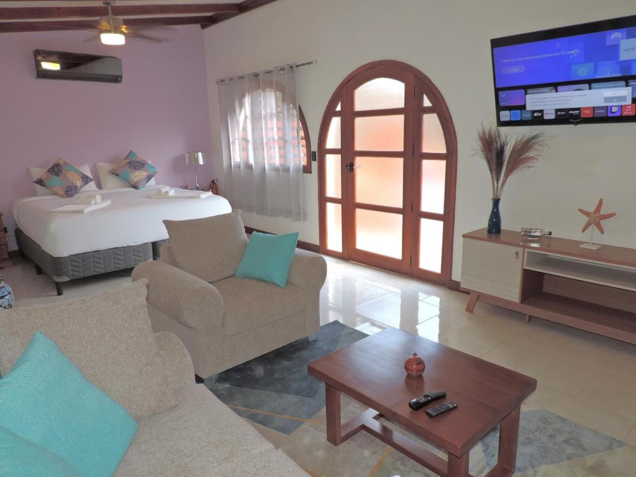 Suite with Private Pool photo 2