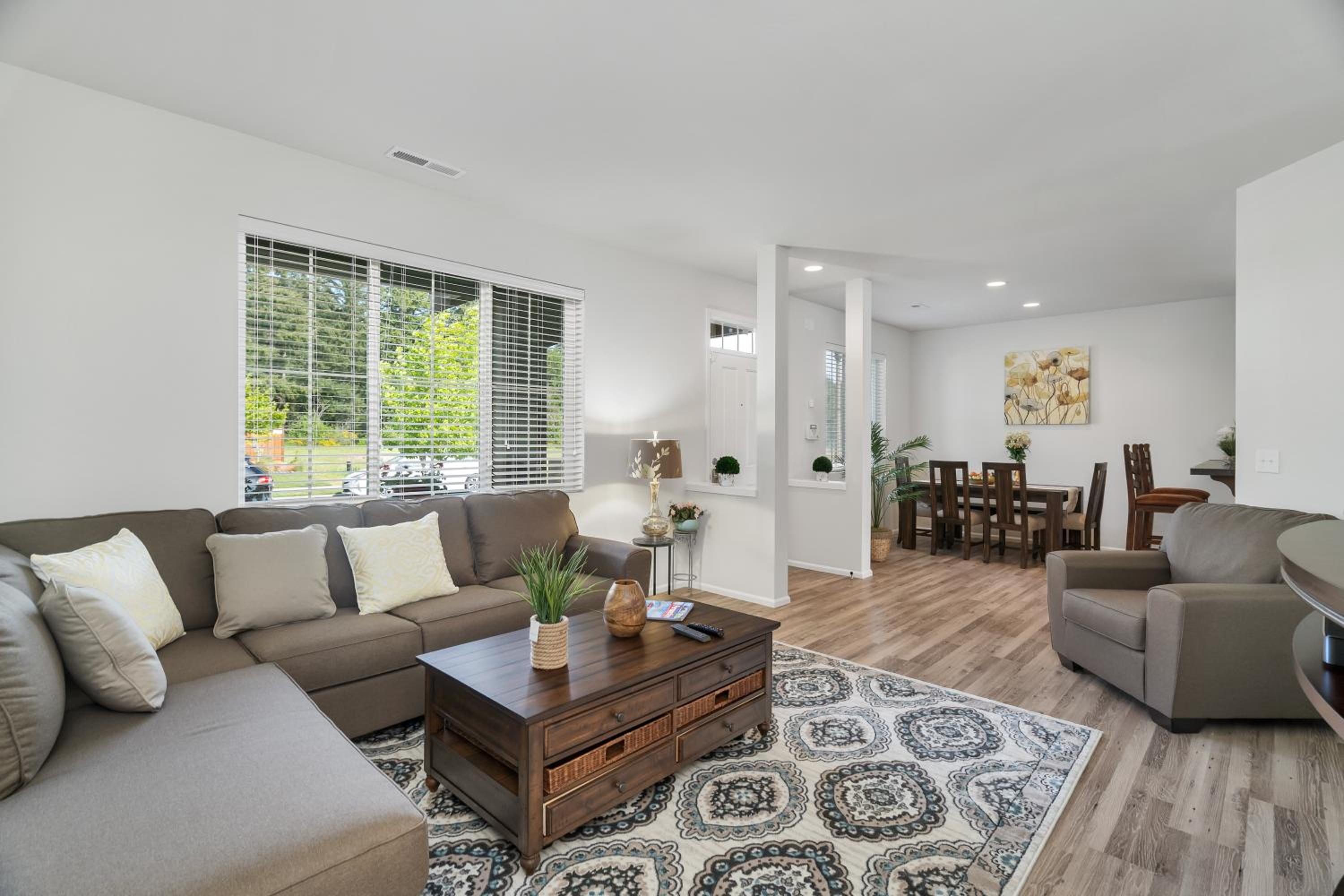 Four-Bedroom House photo 1