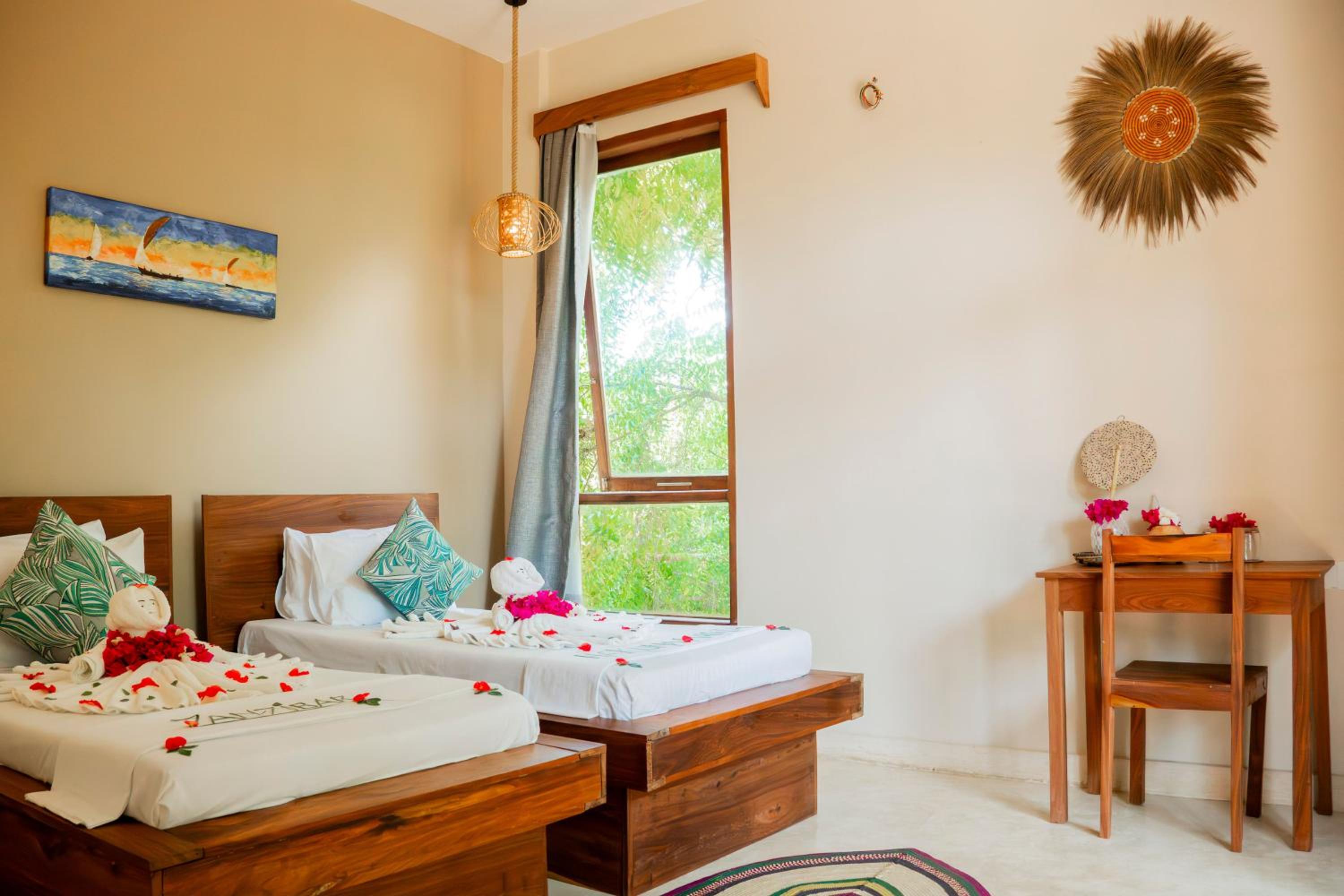 Twin Room with Balcony photo 1