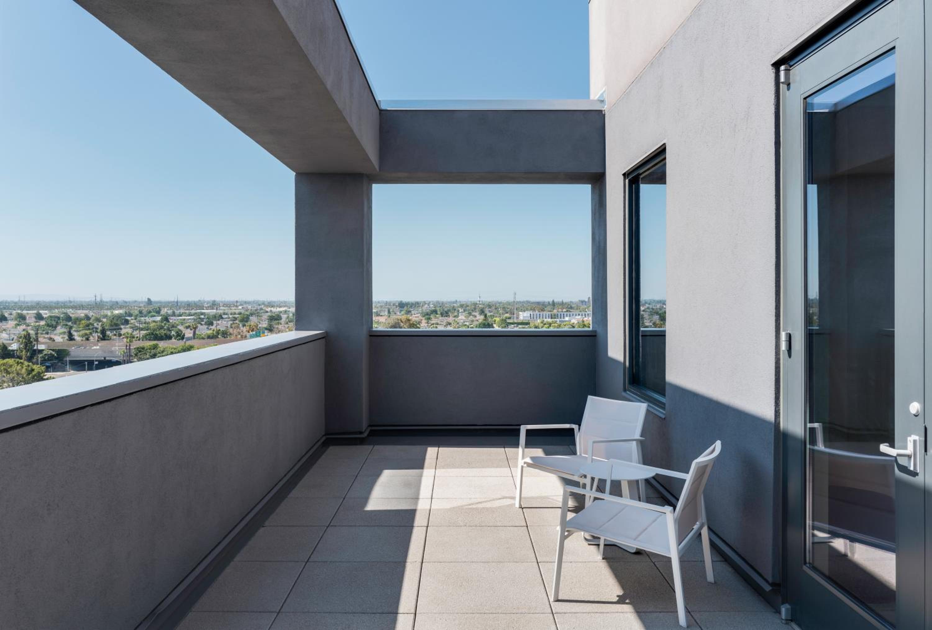 King Room with Balcony photo 2