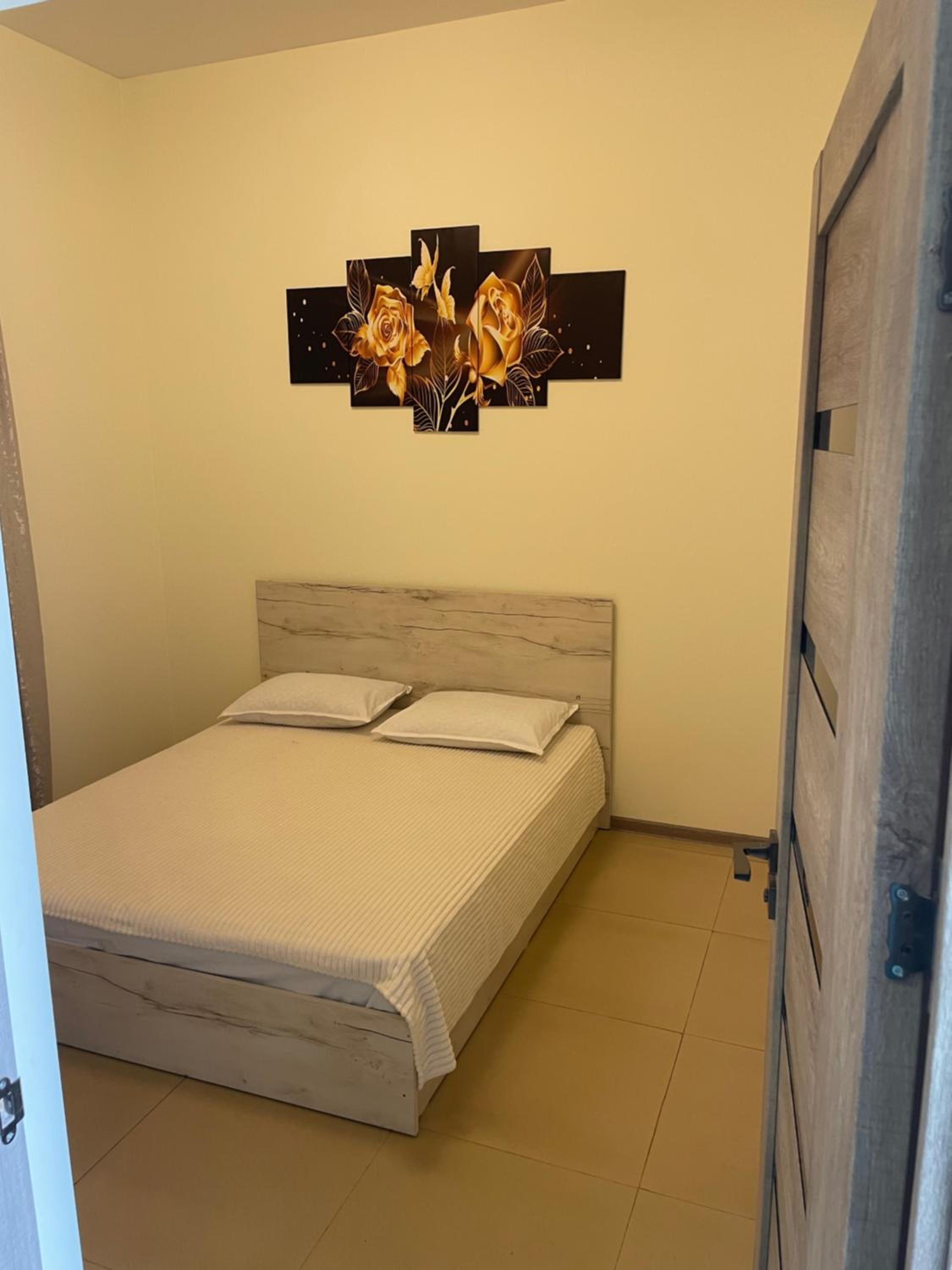 One-Bedroom House photo 1