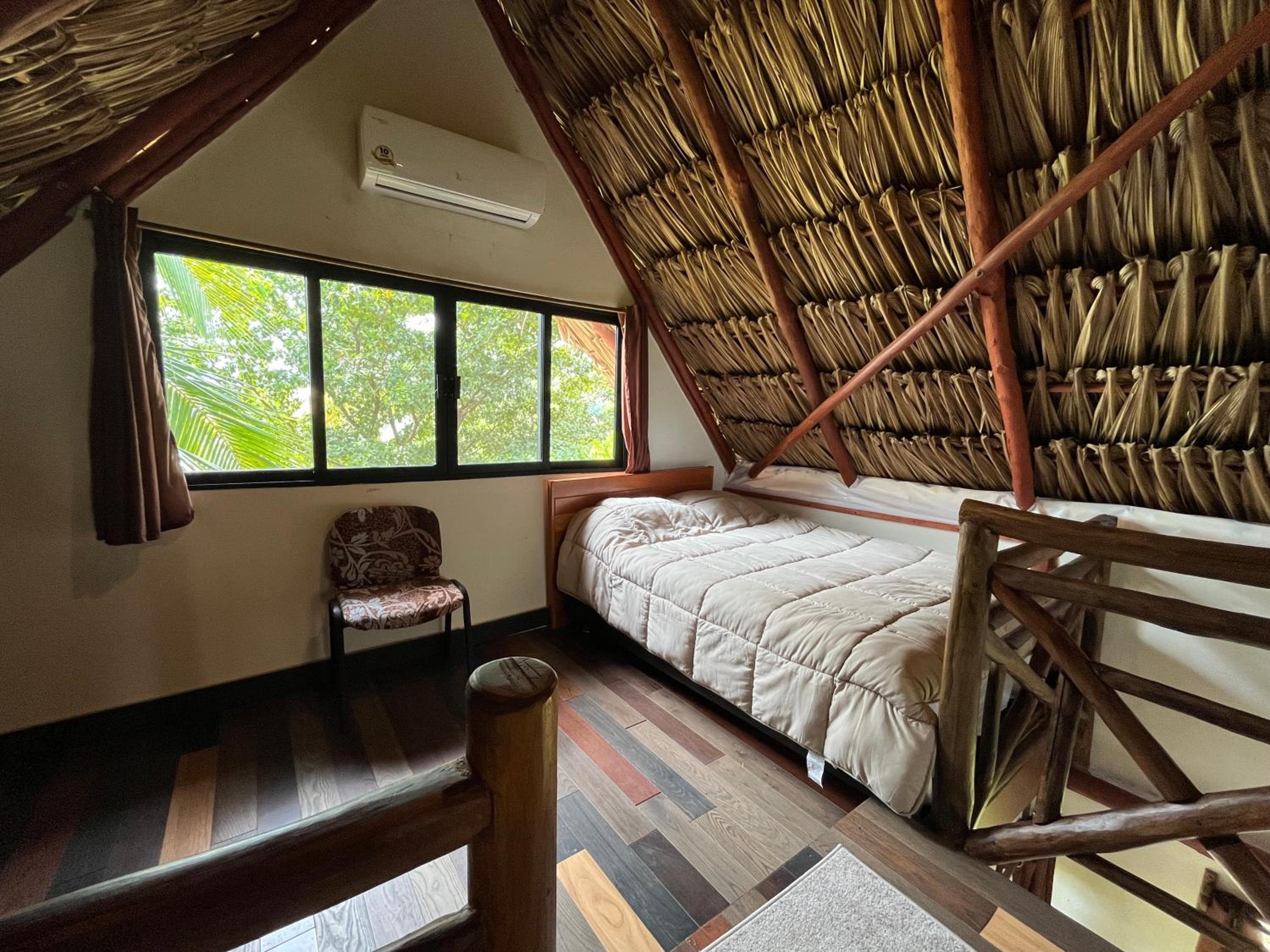 Two-Bedroom Bungalow - Photo 4