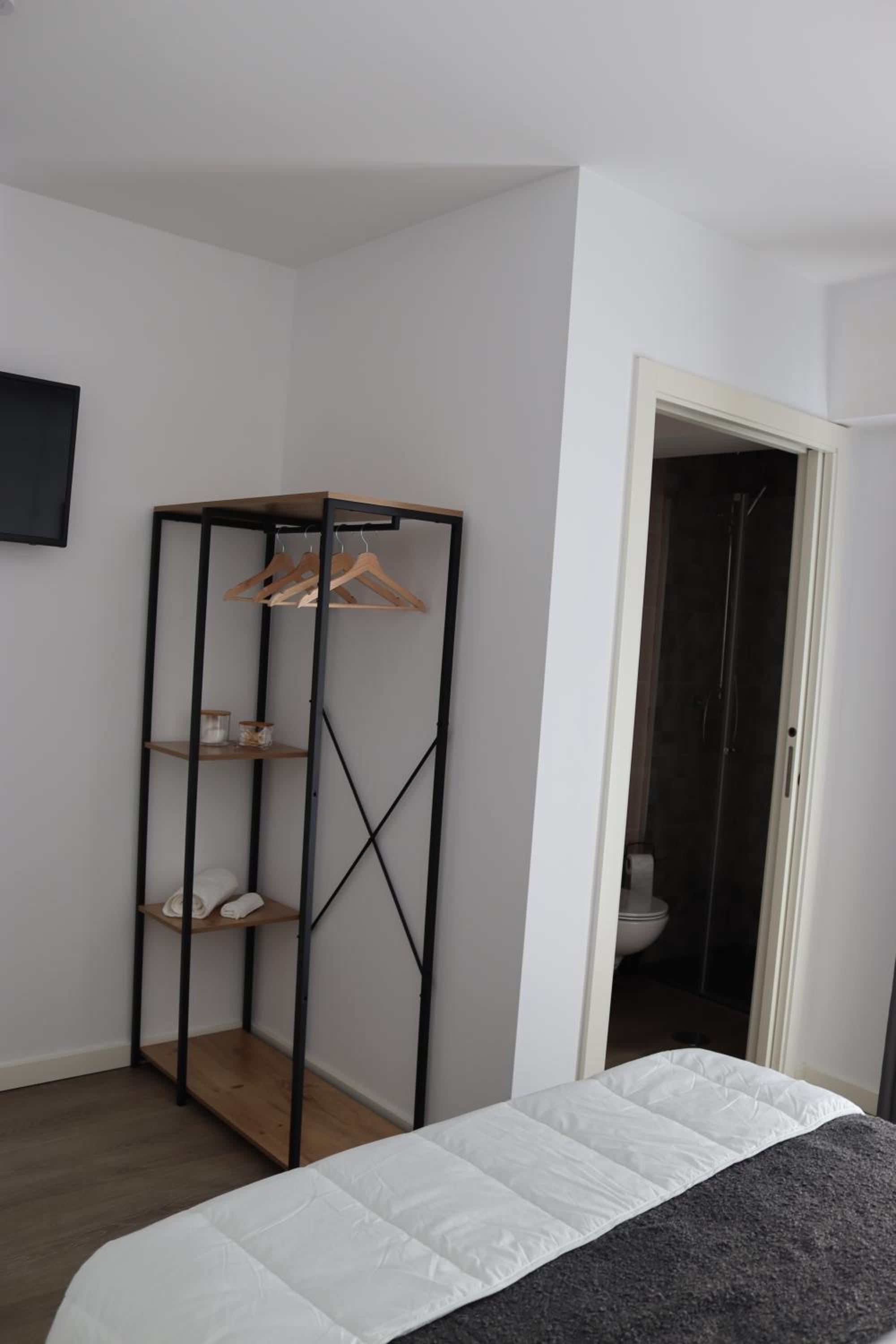 Double Room with Private Bathroom photo 2