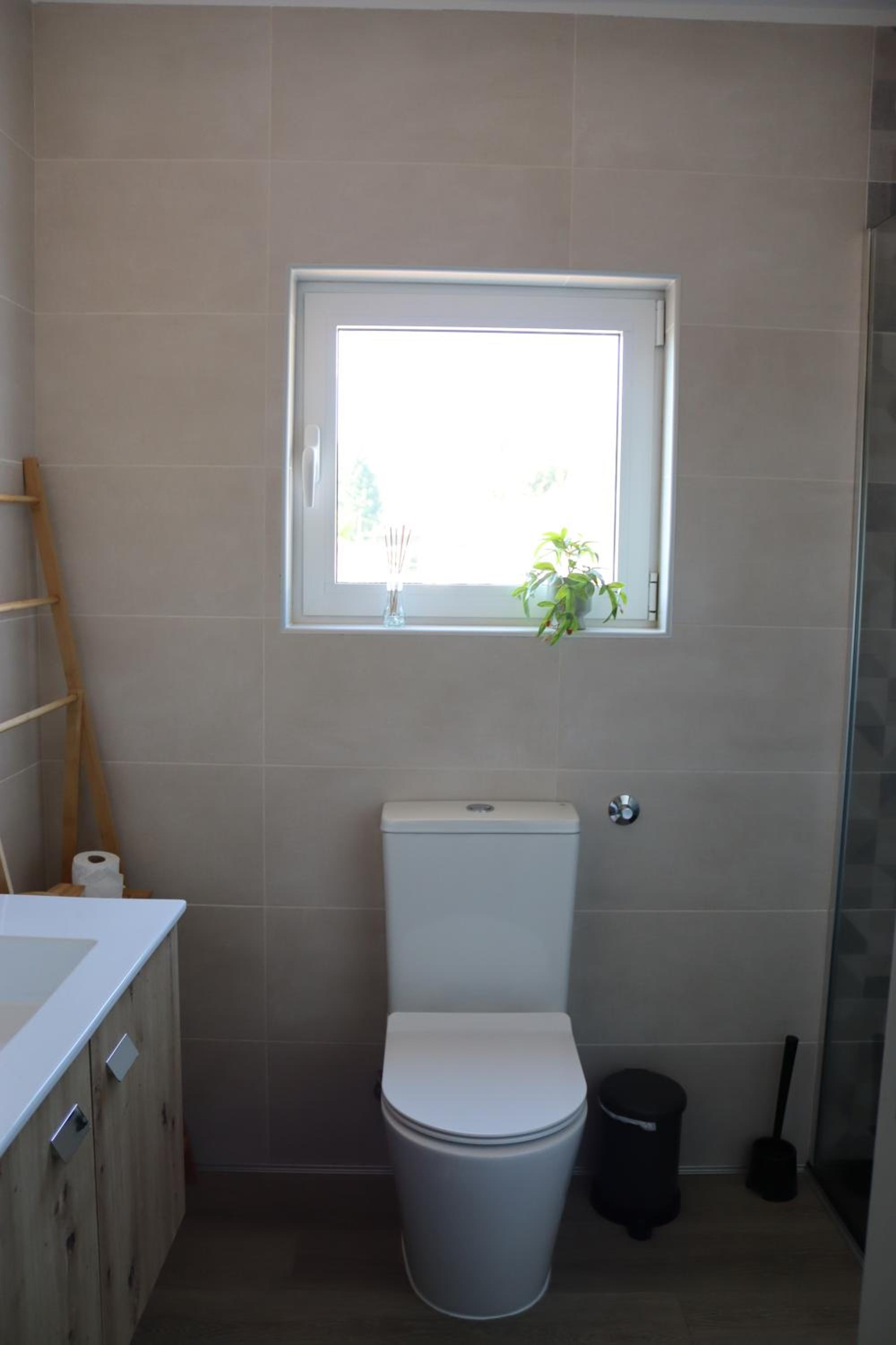 Double Room with Shared Bathroom photo 3
