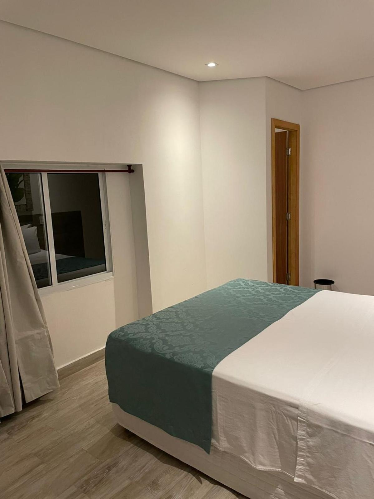 Budget Double Room photo 3