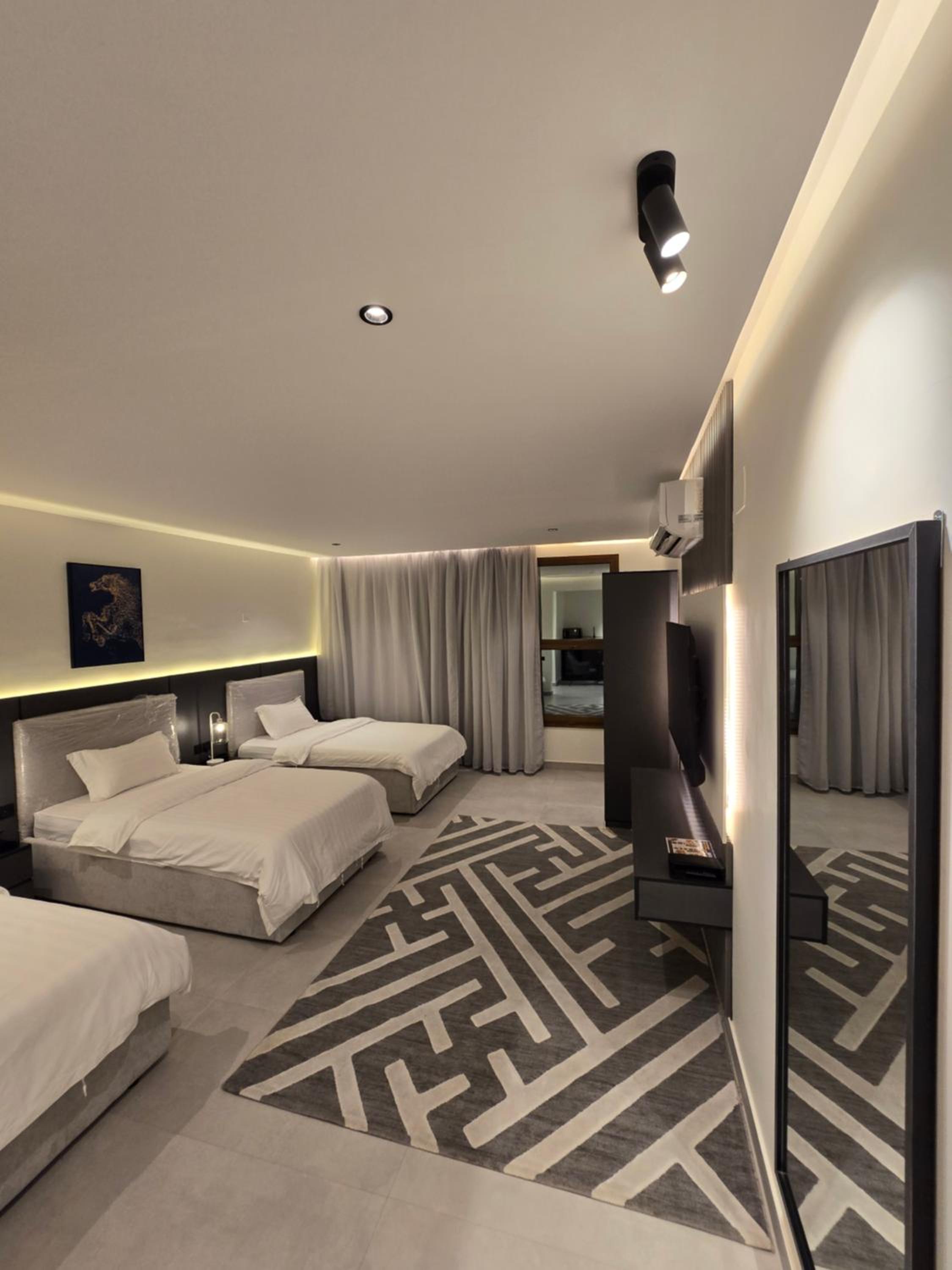 Luxury Triple Room photo 2