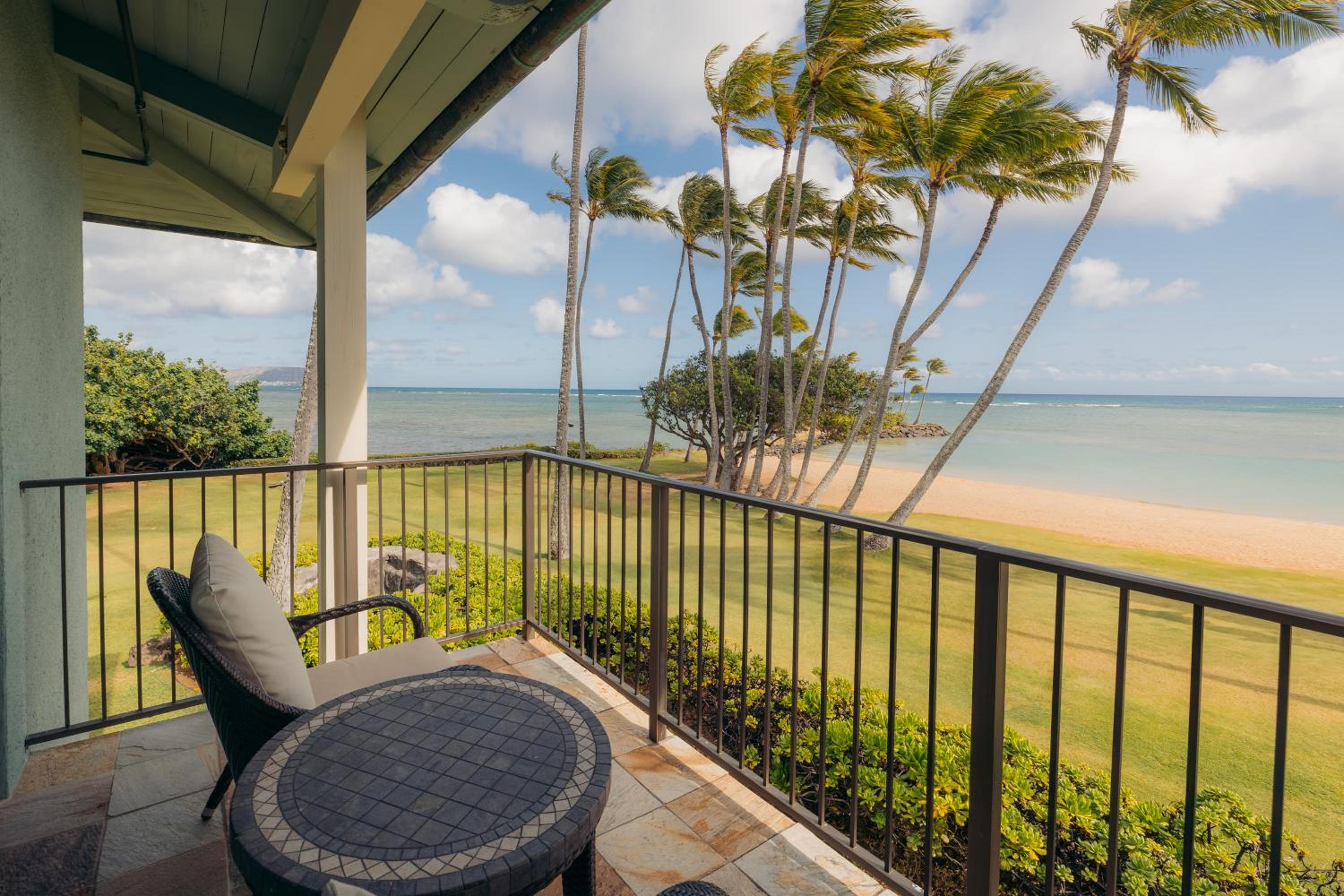 The Kahala Hotel and Resort: Kahala Kai Suite photo