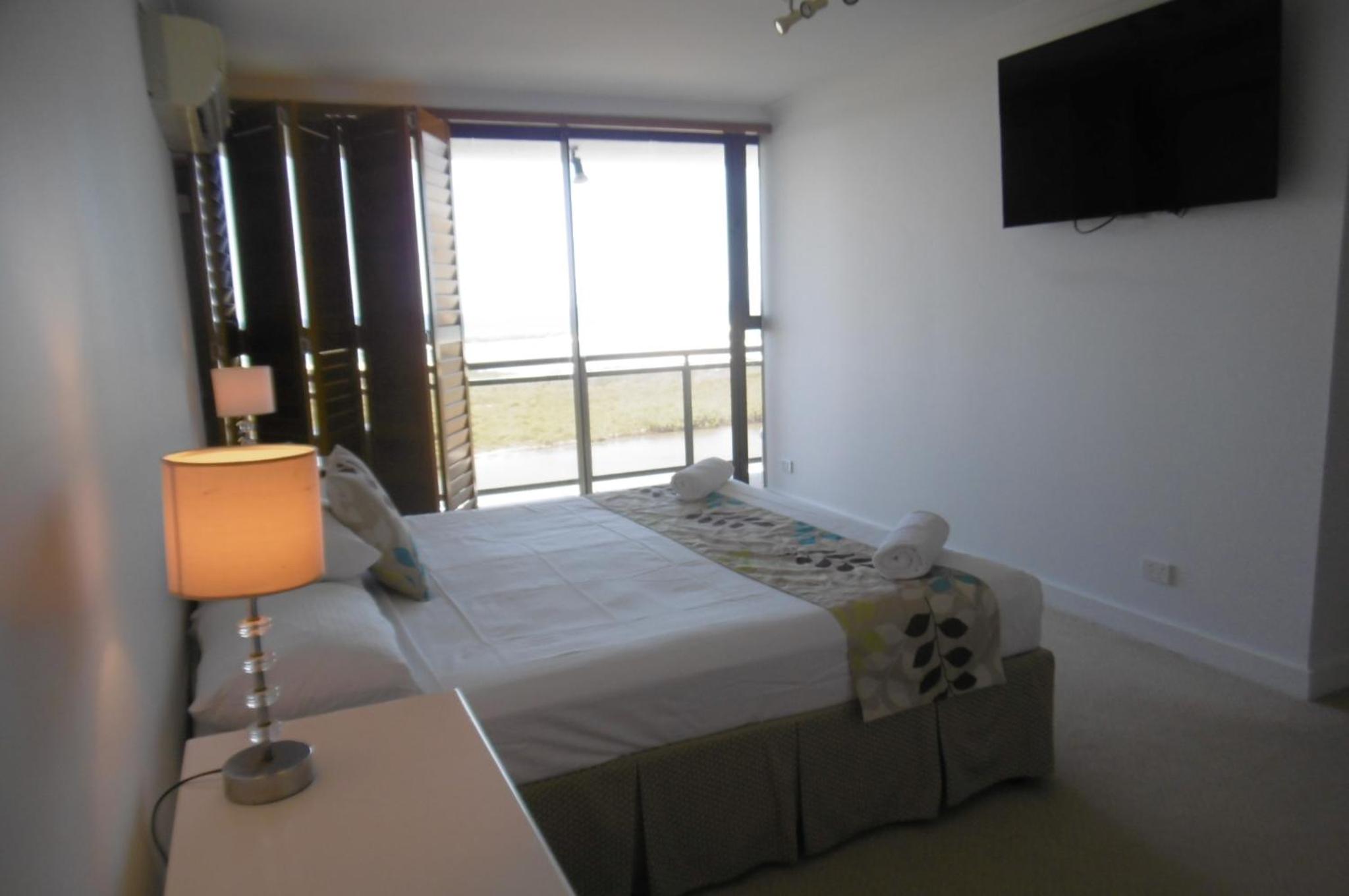 Three-Bedroom Apartment - Penthouse photo 3