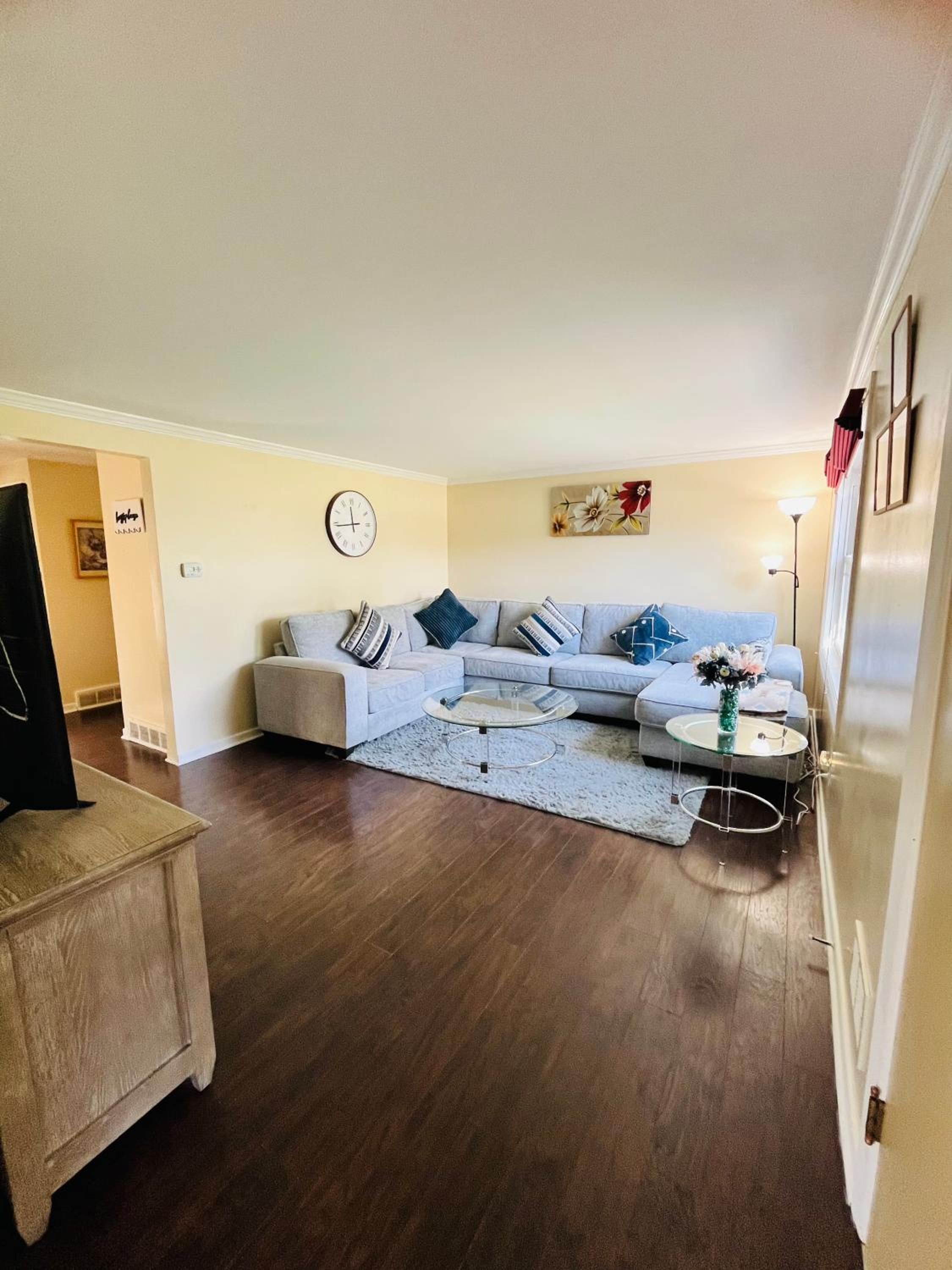 Apartment photo 1