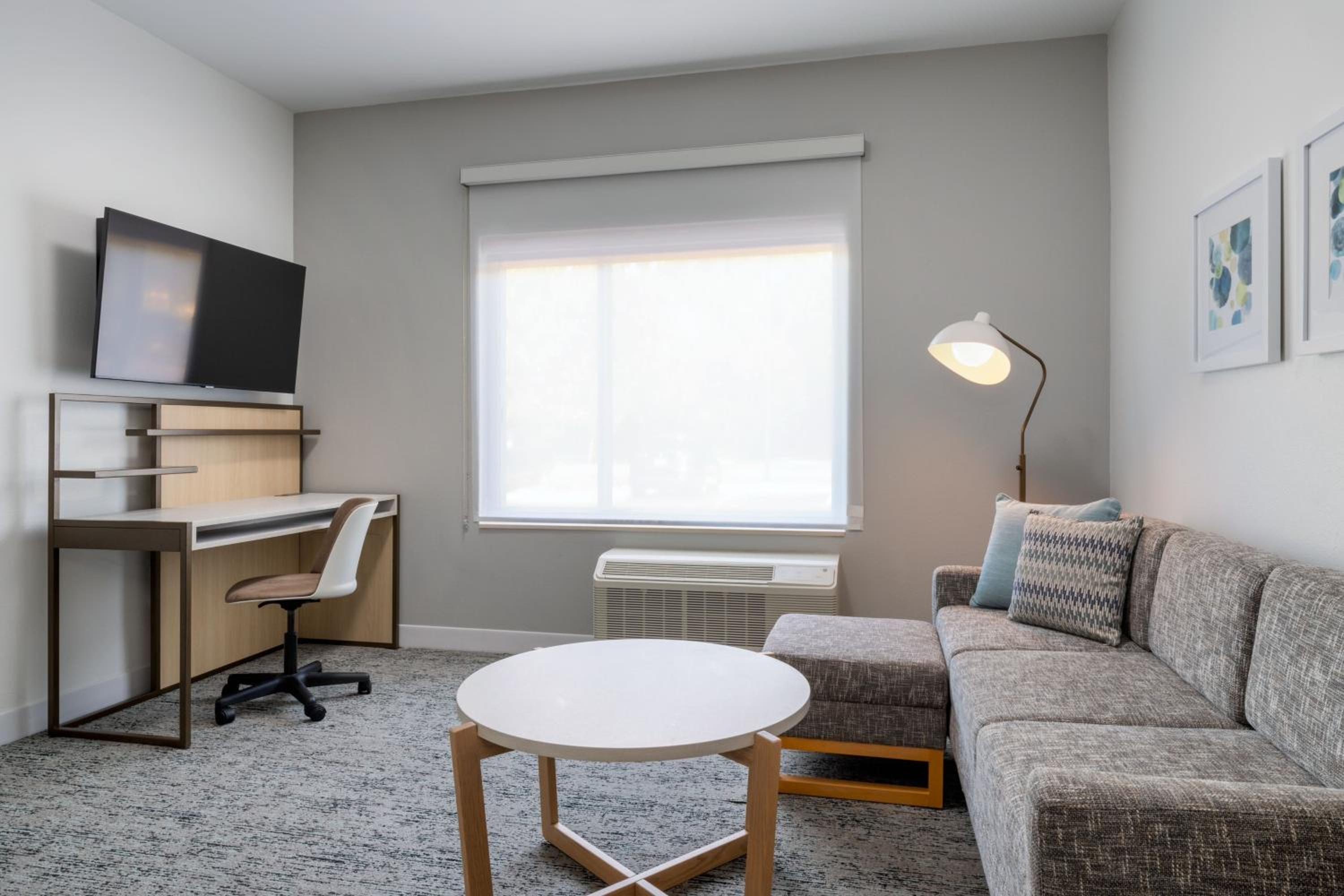 One-Bedroom Queen Suite with Sofa Bed - Hearing Accessible photo 1