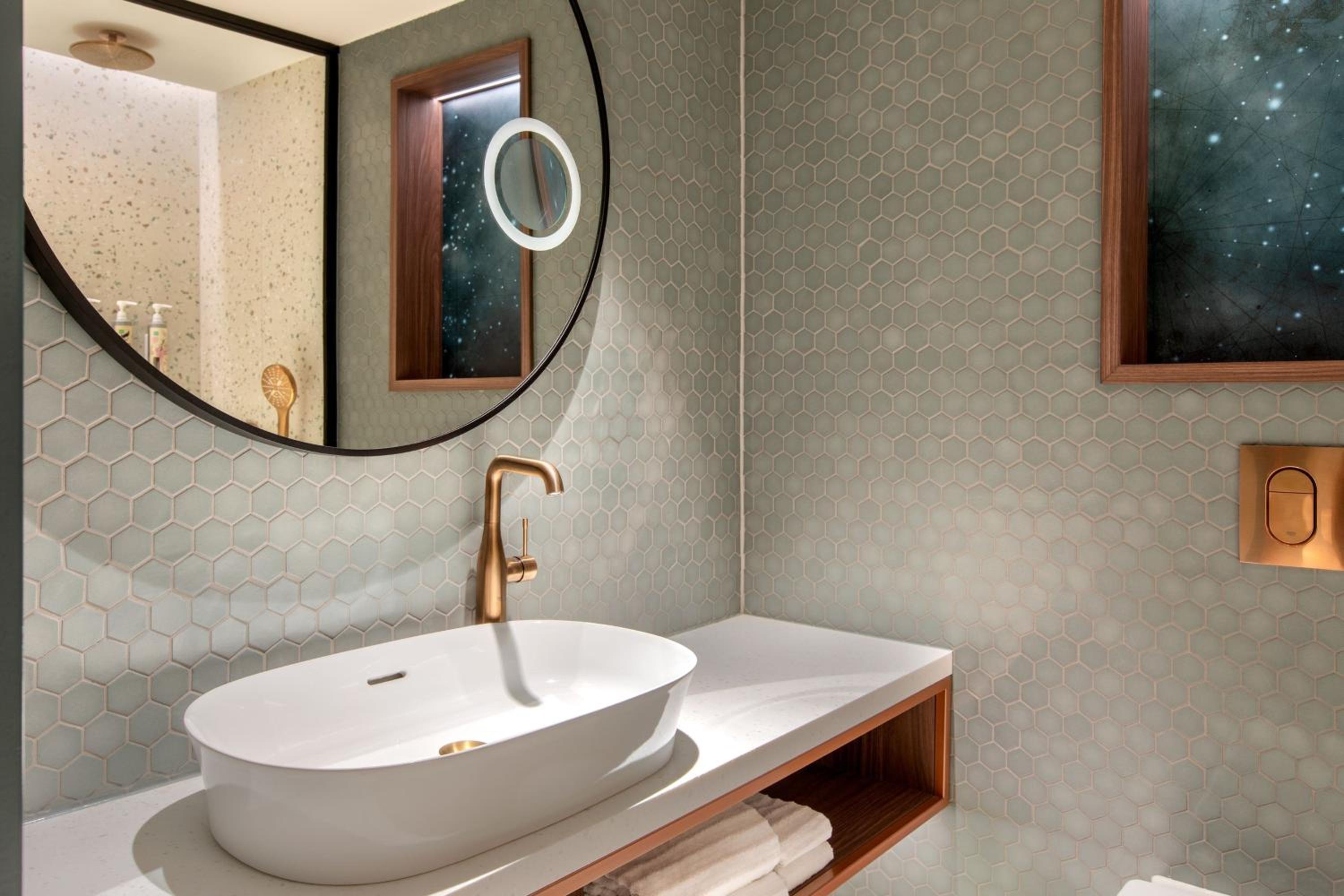 Junior Suite - Club Lounge Access photo 2