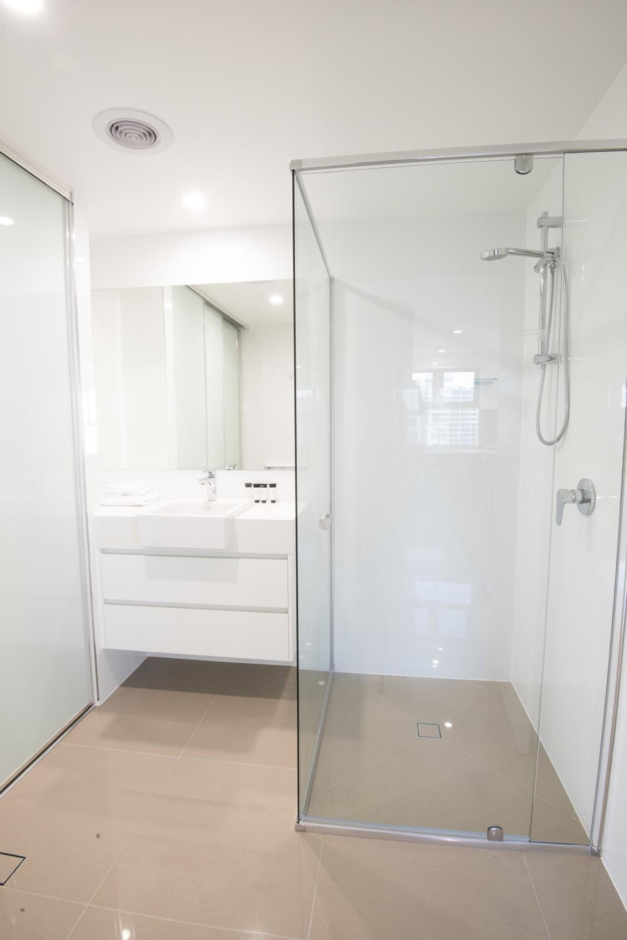 Executive Two-Bedroom Apartment with Ocean View photo 2