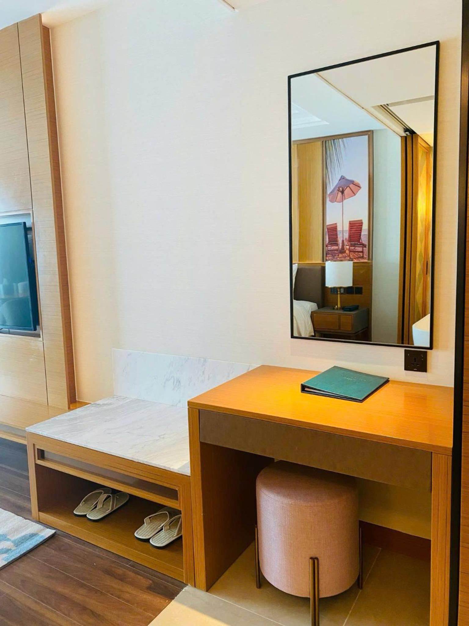 ​Two-bedroom Suite Oceanview - Photo 6