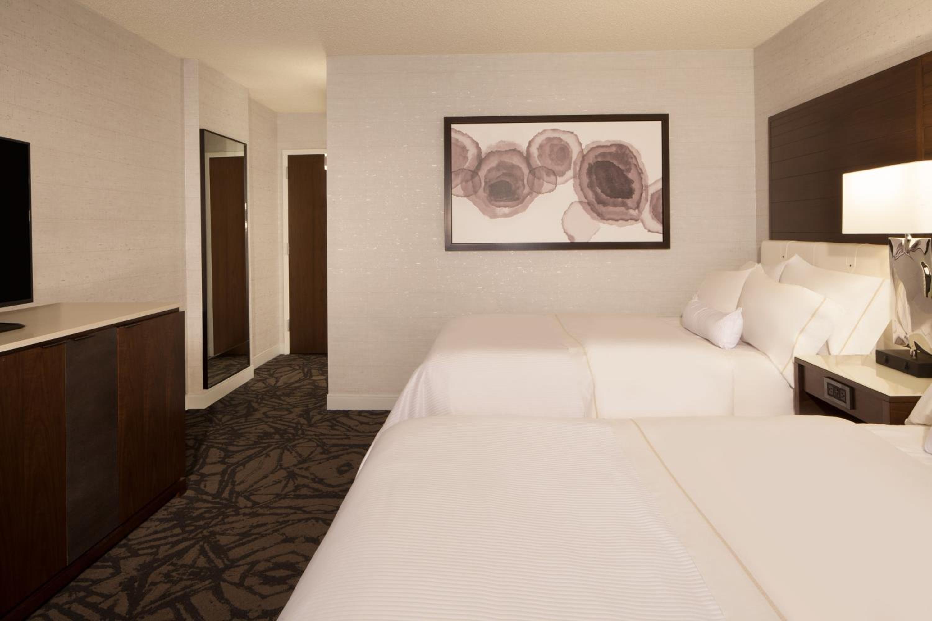 Traditional, 2 Double Beds - Photo 4