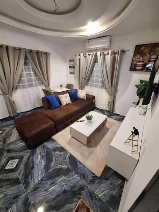 One-Bedroom Apartment photo 3