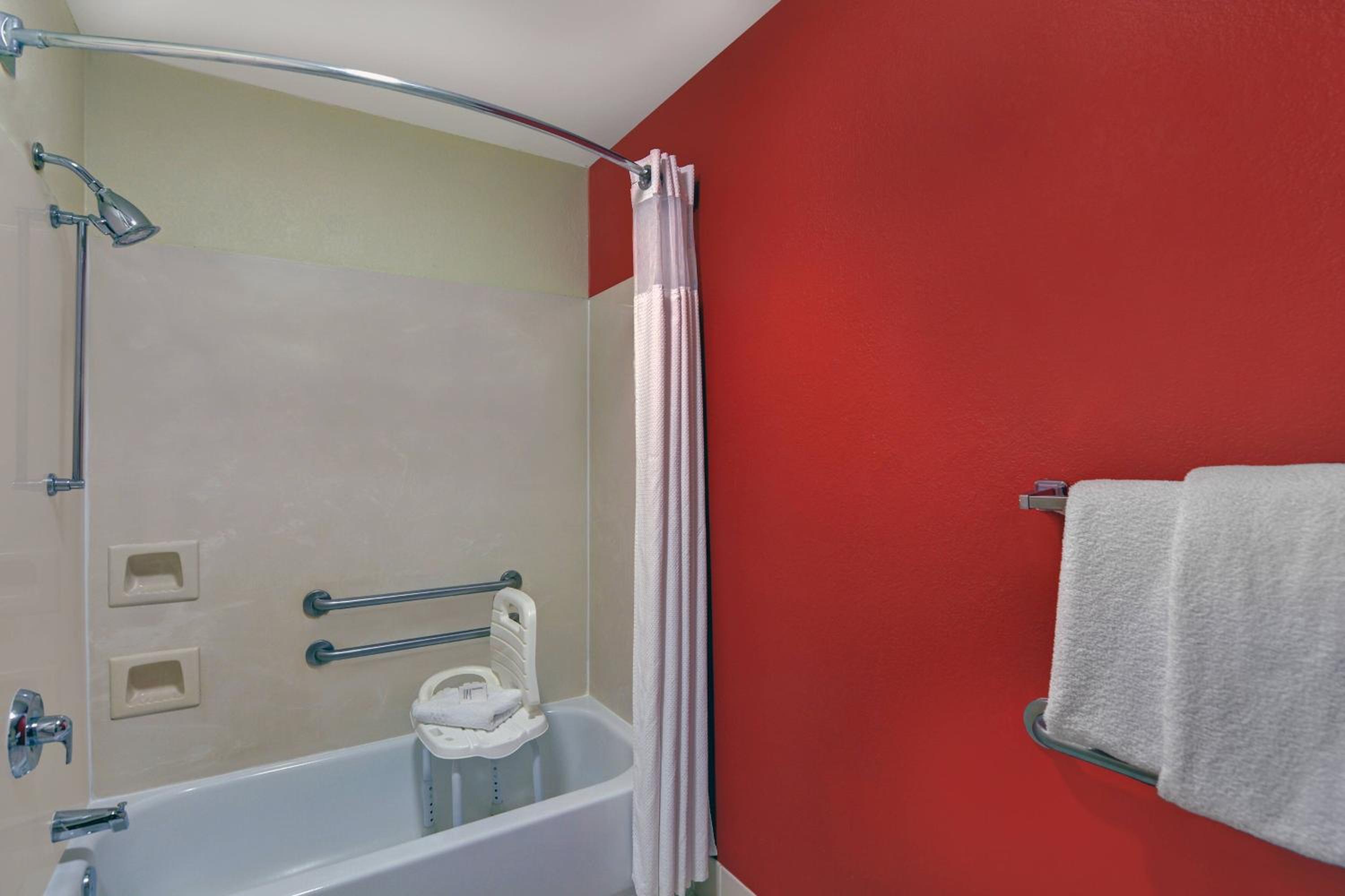 King Room with Adapted Tub - Mobility and Hearing Accessible