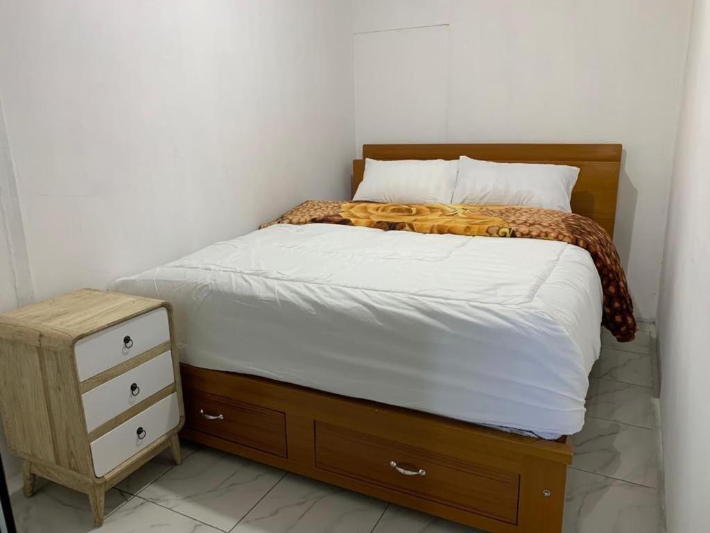 Four-Bedroom House photo 3