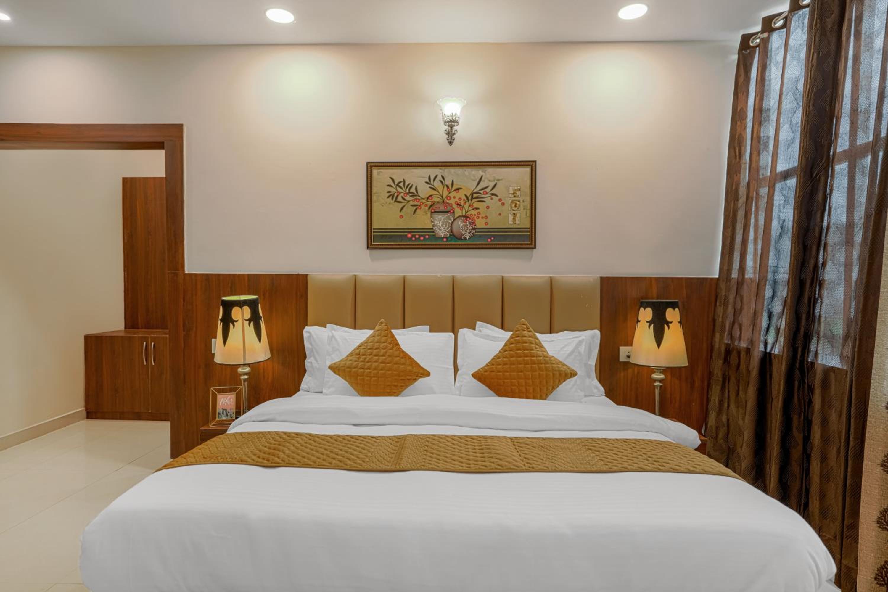 Deluxe Suite photo 2