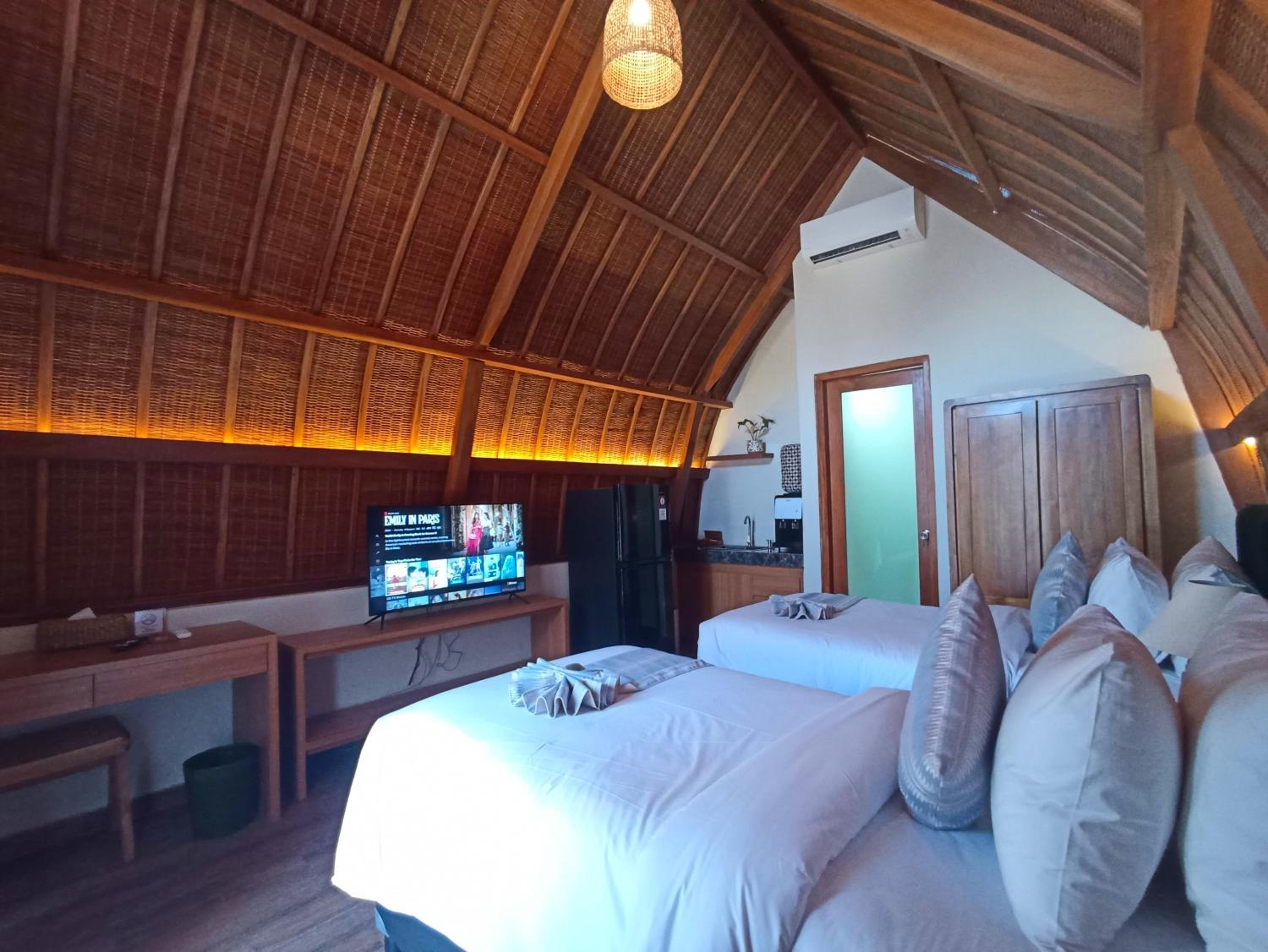Deluxe Twin Room - Photo 6