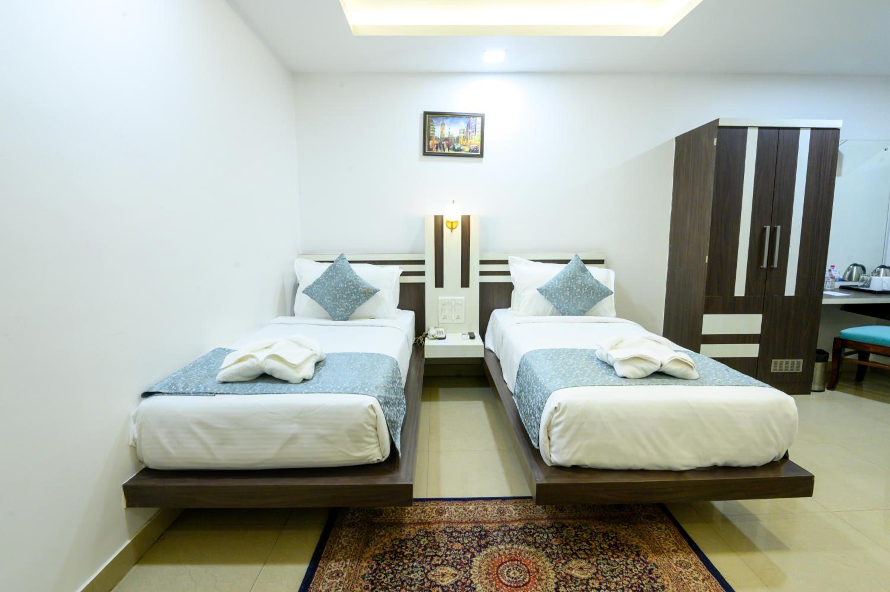 Deluxe Double or Twin Room photo 2