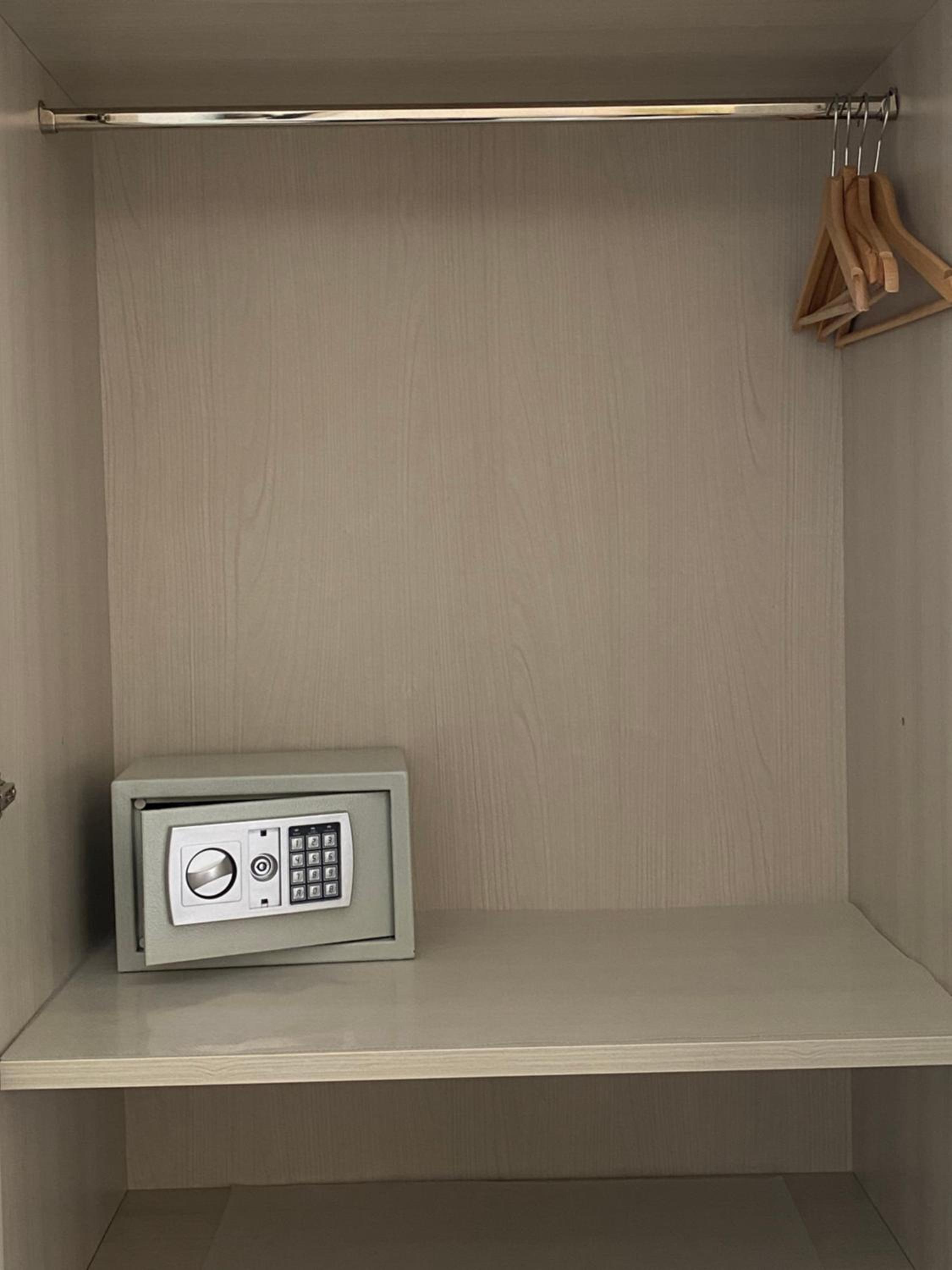 Superior Triple Room - Photo 14