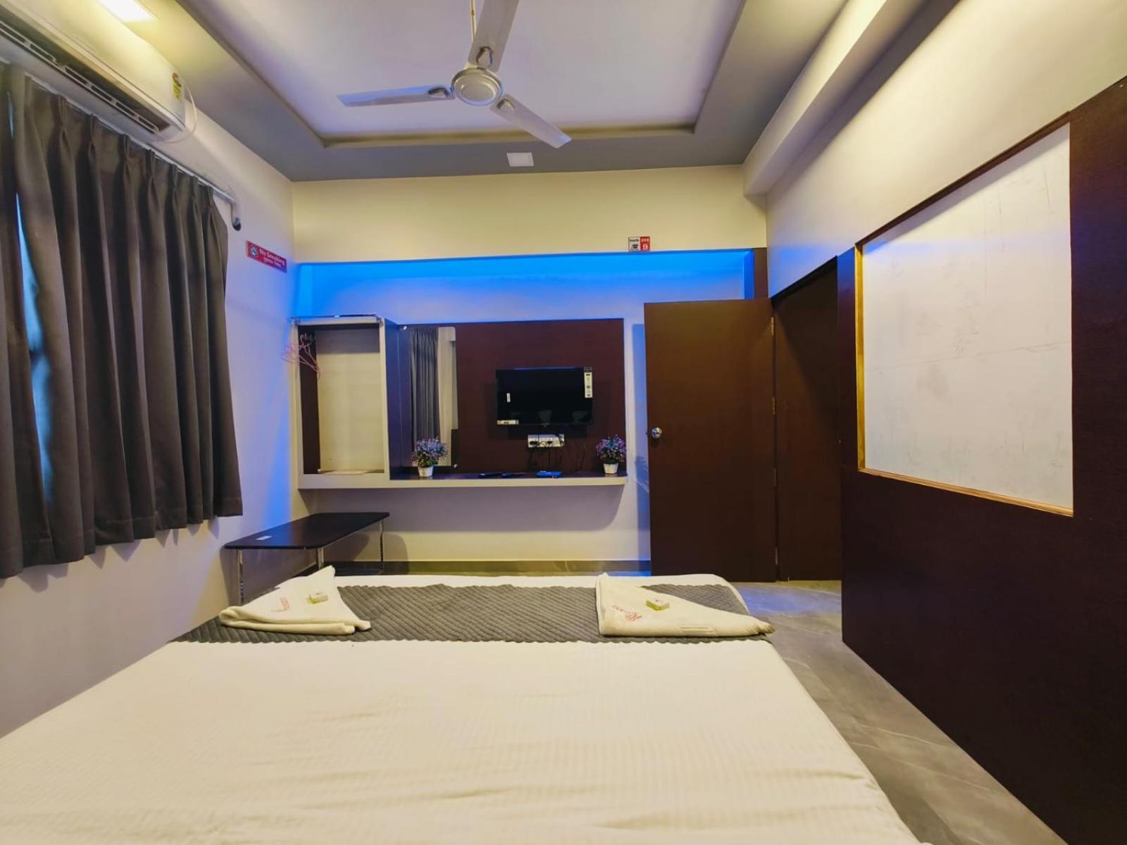 Deluxe Triple Room photo 2
