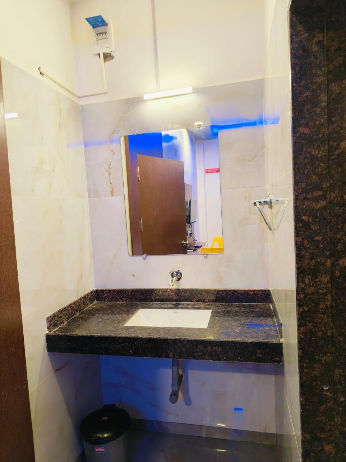 Deluxe Triple Room photo 3
