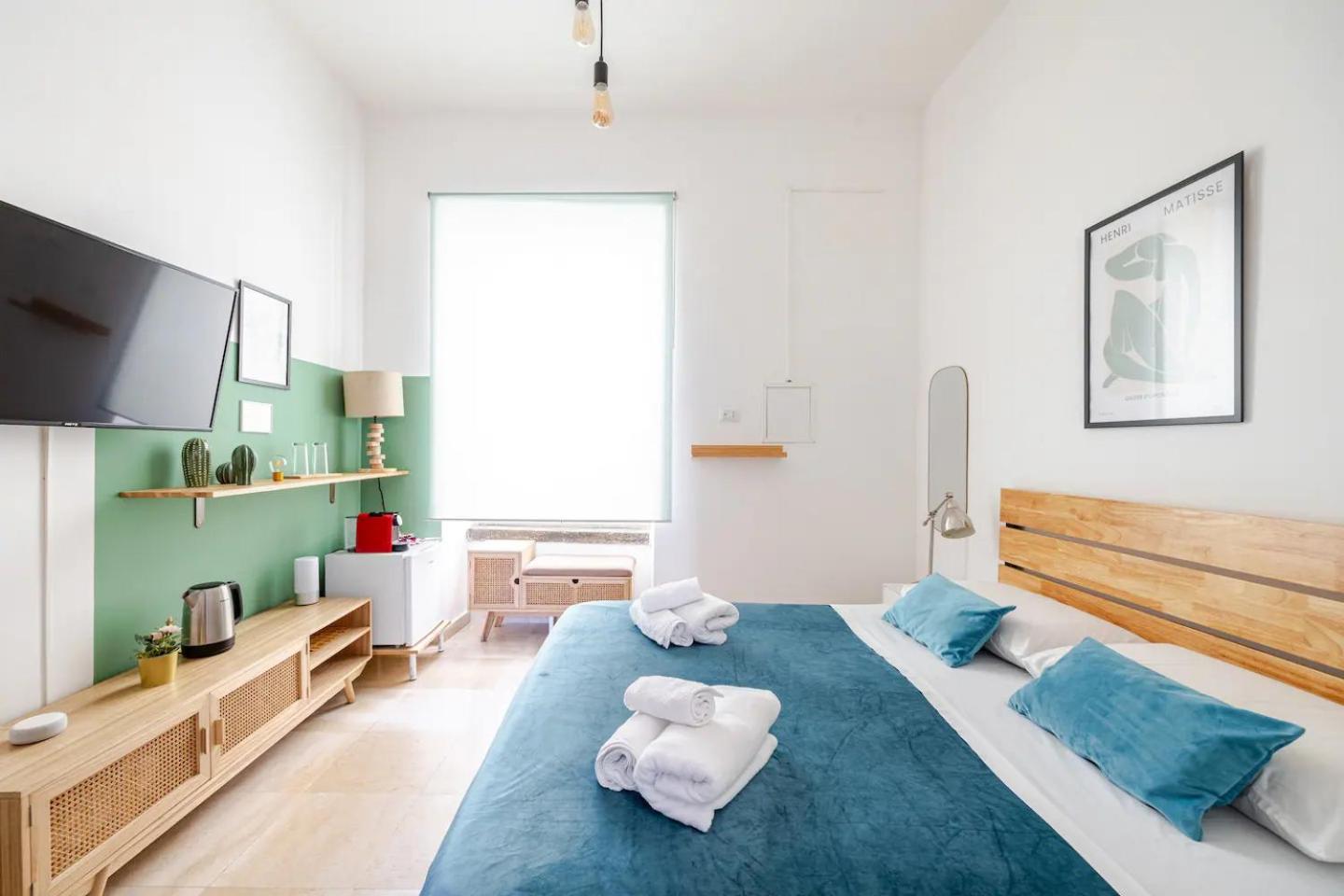 Deluxe Apartment