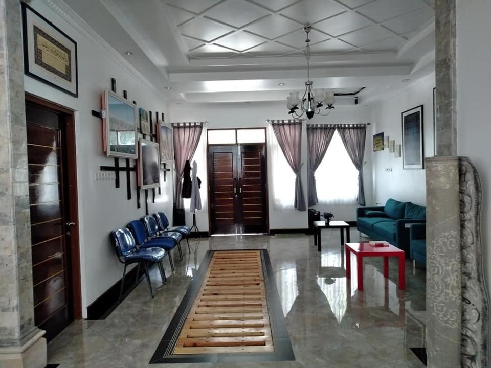 Four-Bedroom House photo 1
