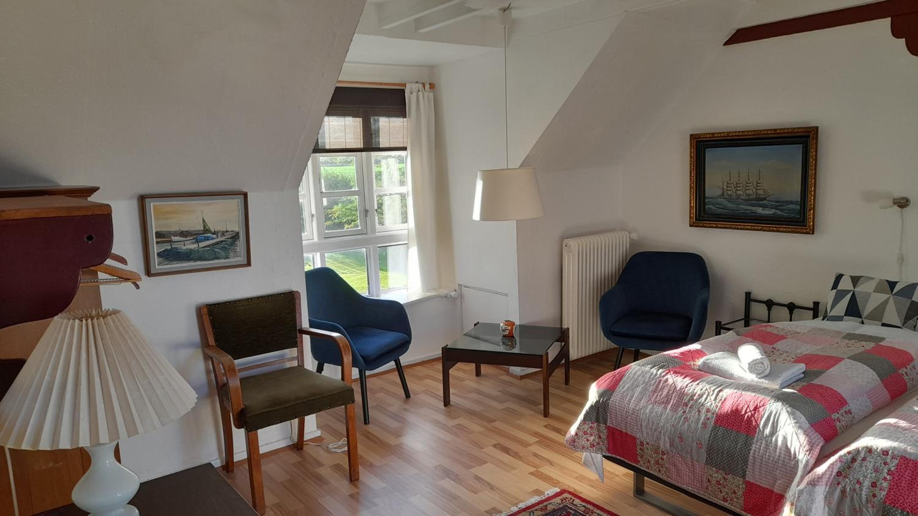 Two-Bedroom Apartment photo 2