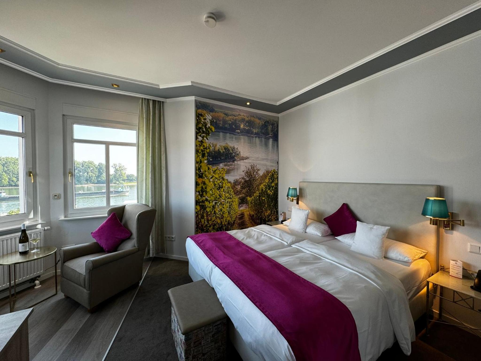 Standard Double Room - Photo 10