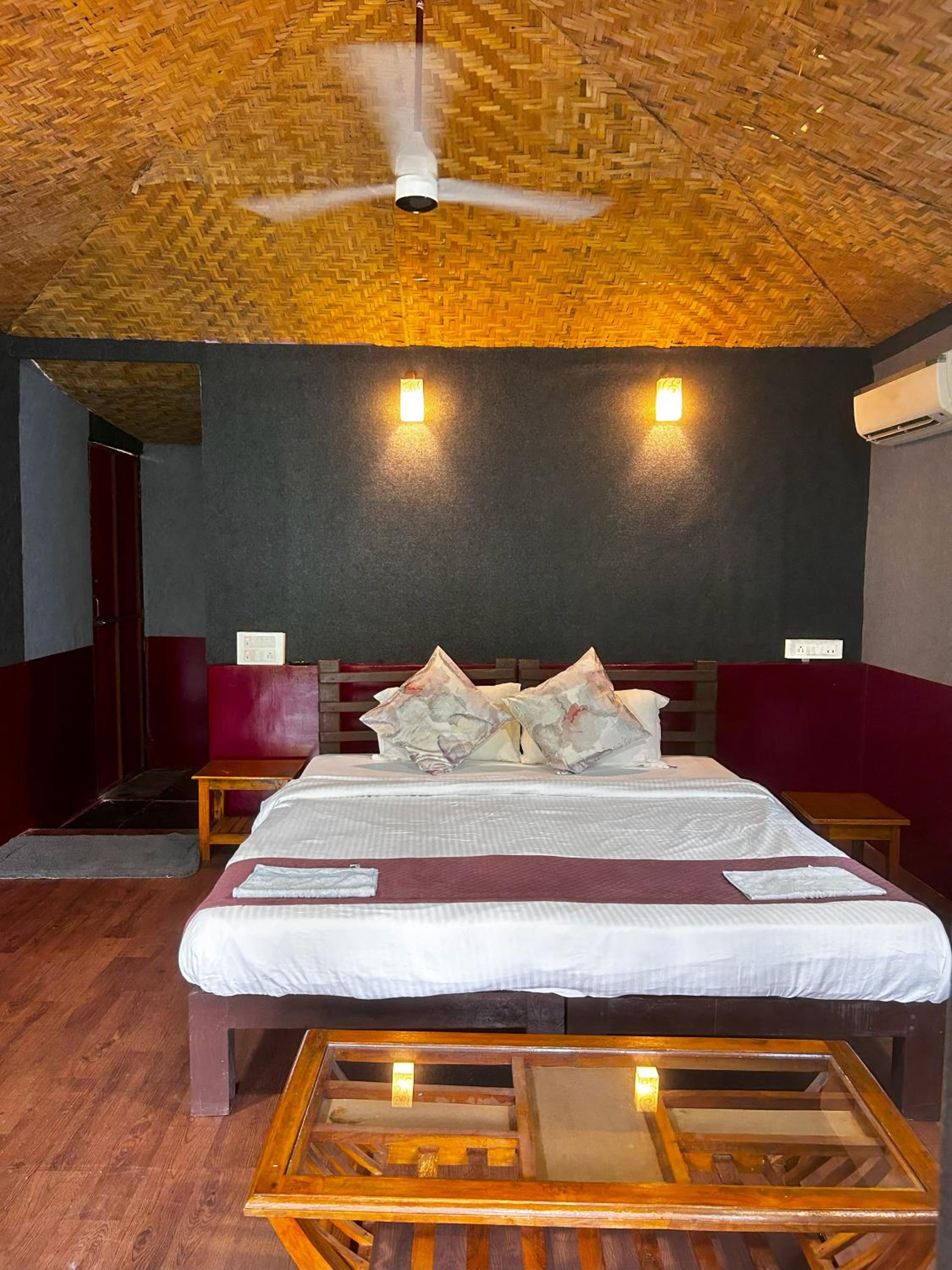 Double Room With Lake View photo 2