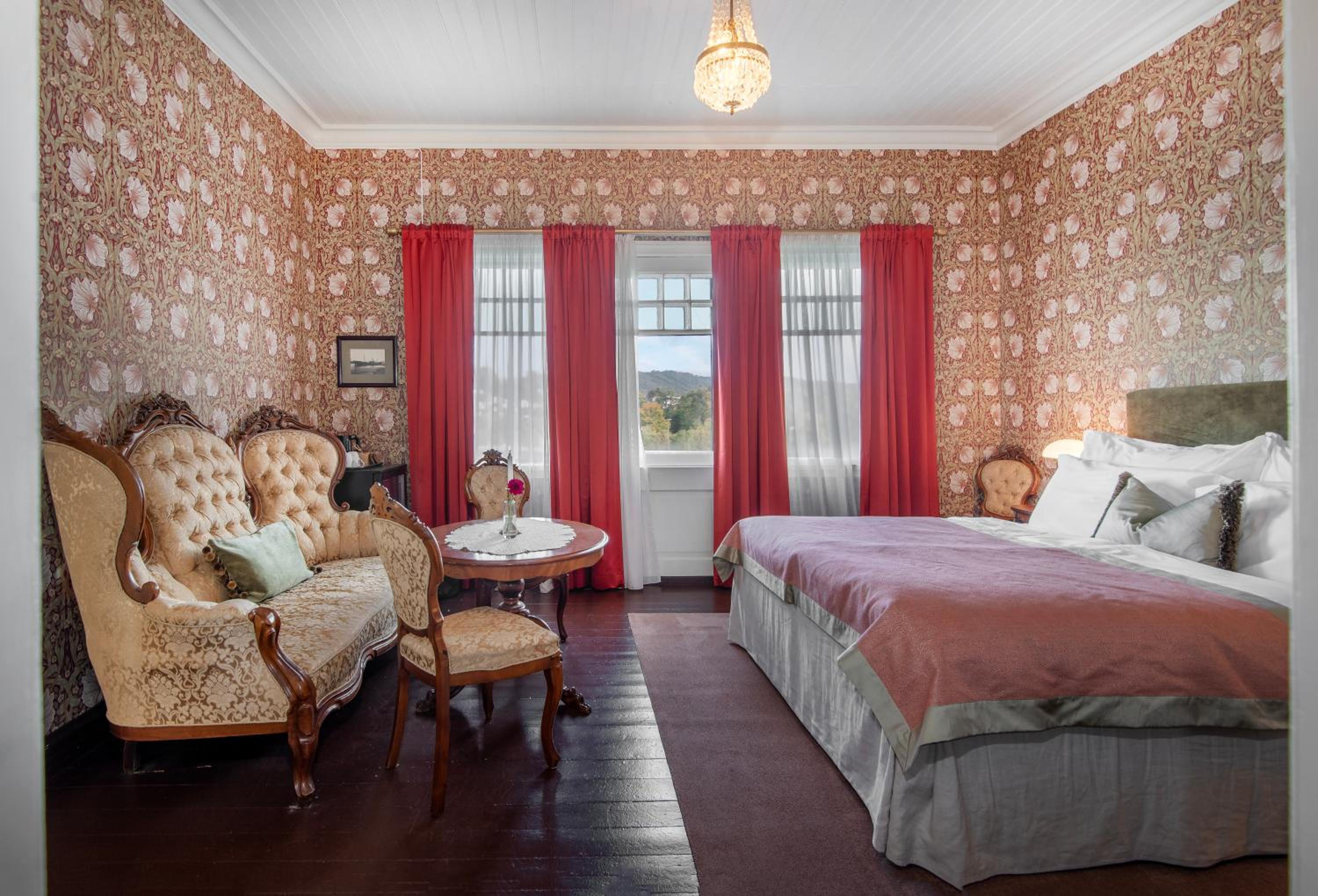 Double Room with Private Bathroom photo 3