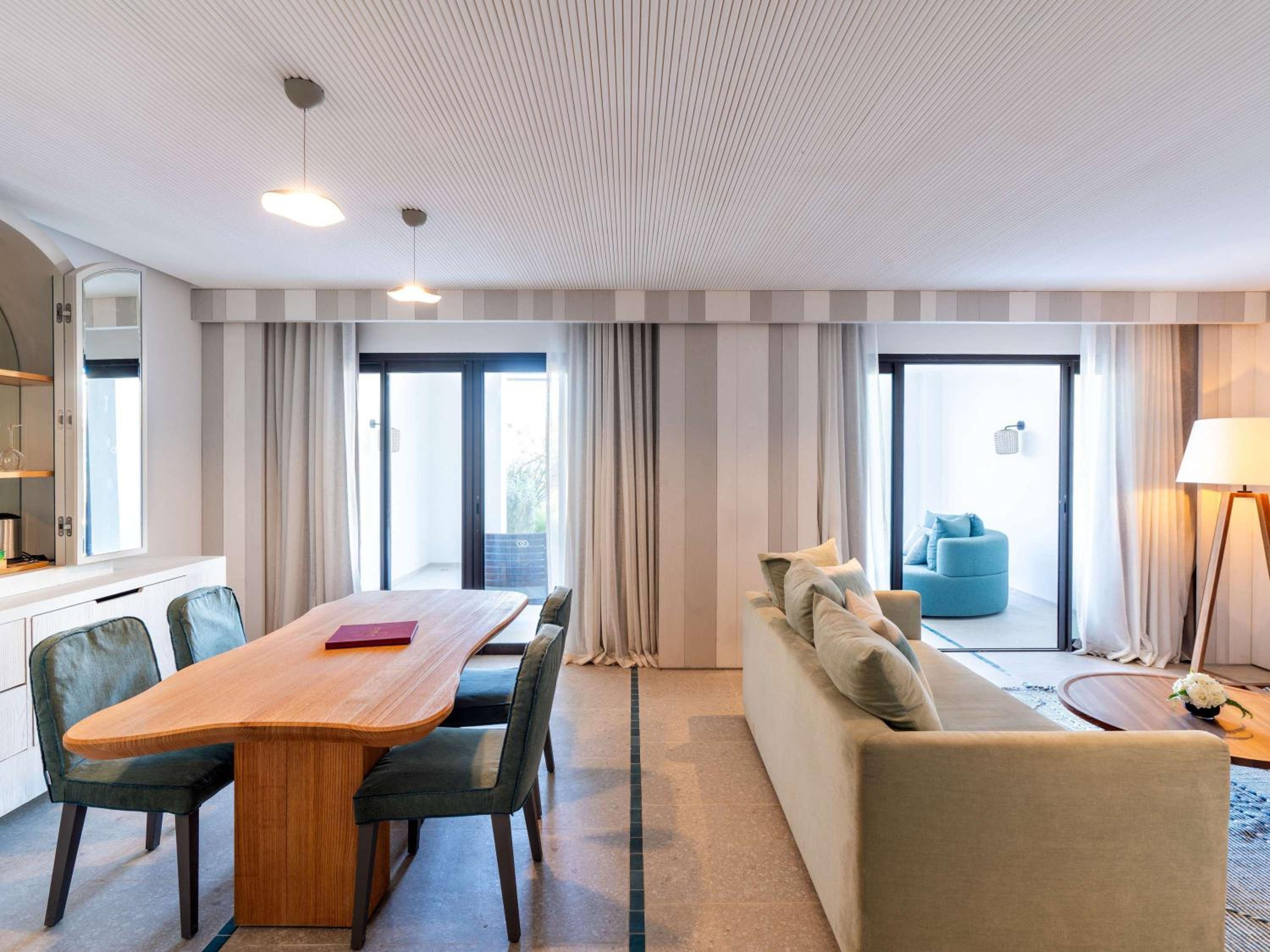 Prestige King Suite with Terrace and Pool & Sea View - Photo 2