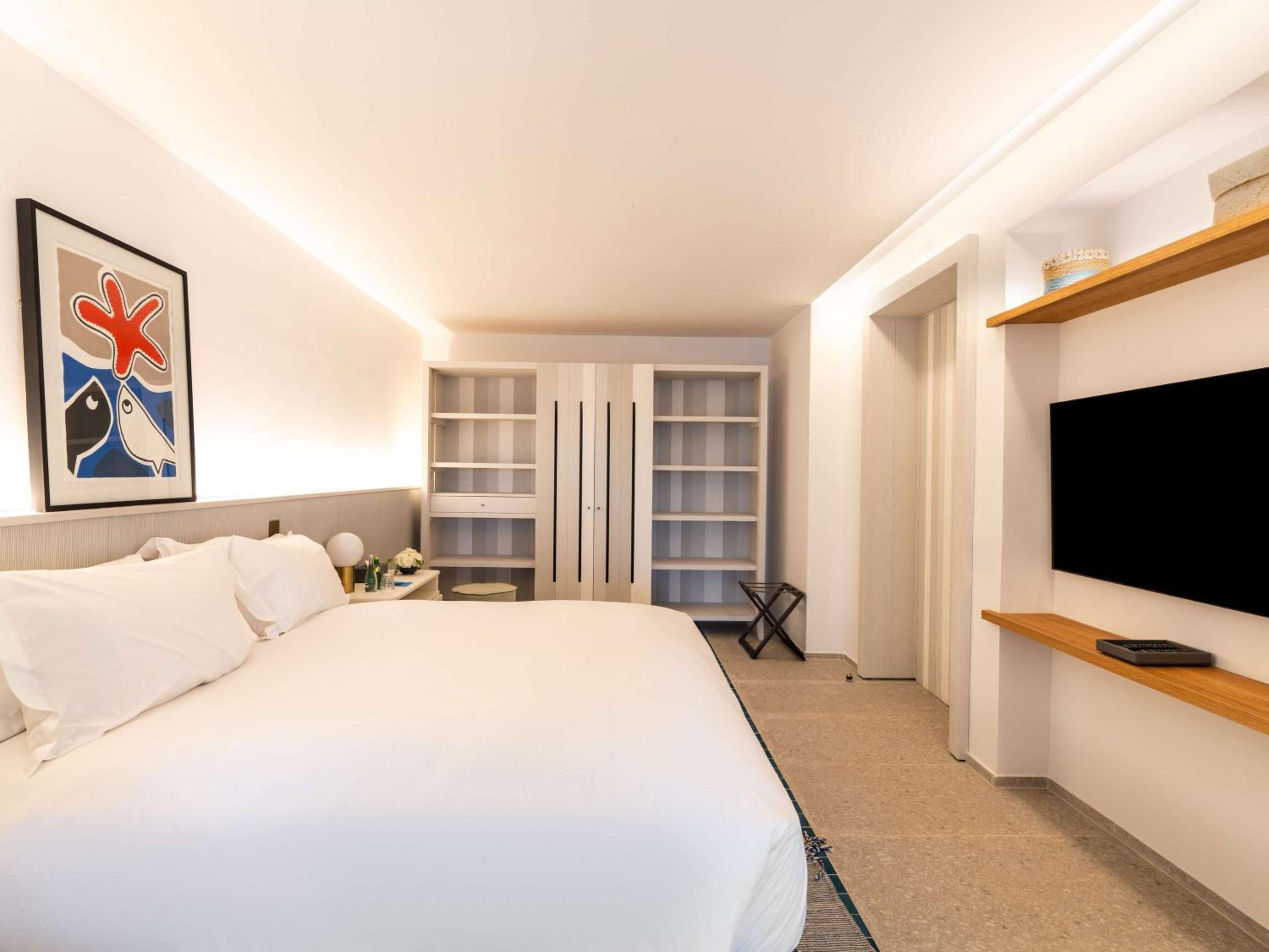 Prestige King Suite with Terrace and Pool & Sea View - Photo 1